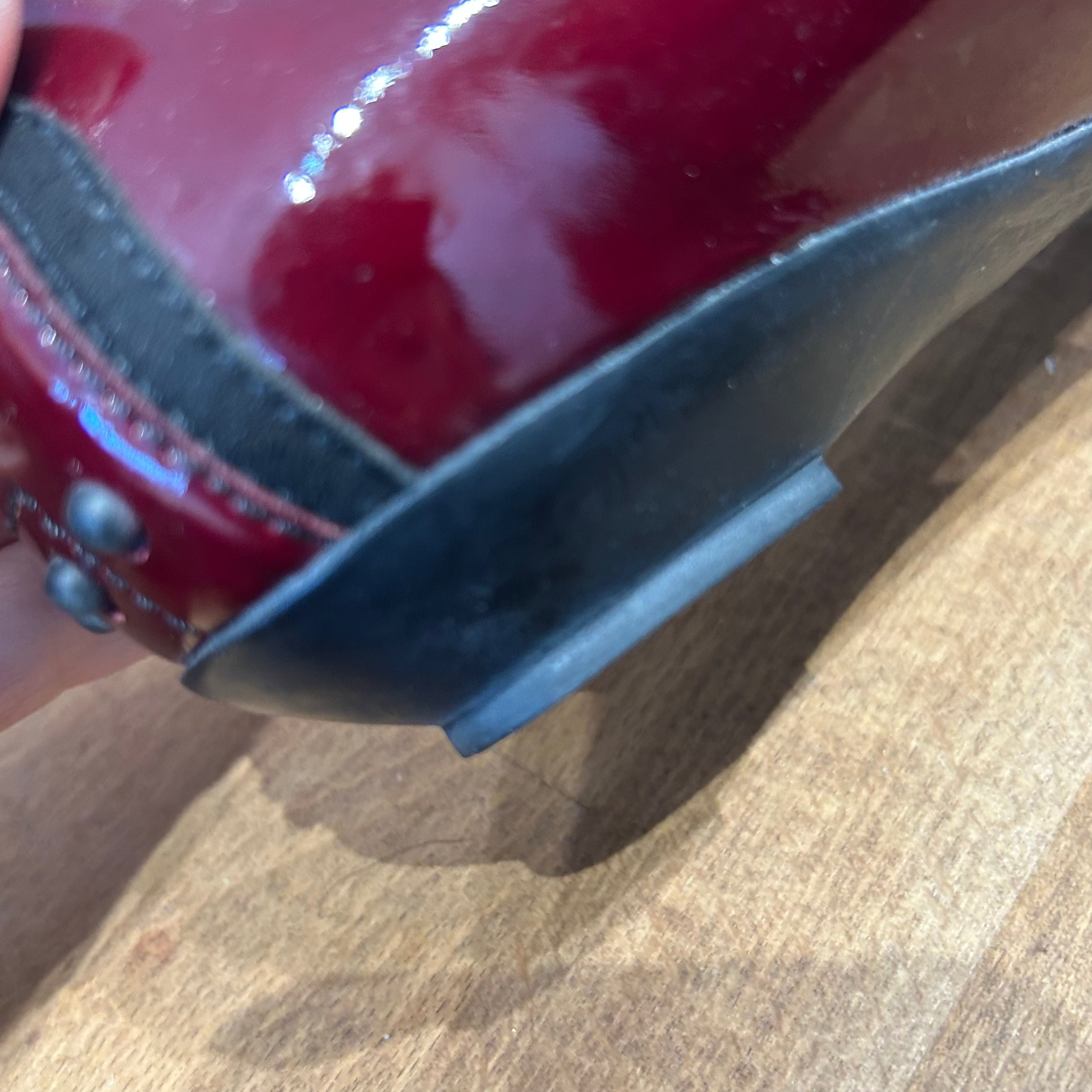 Tod's Burgundy Patent Snaffle Flat Pumps 38