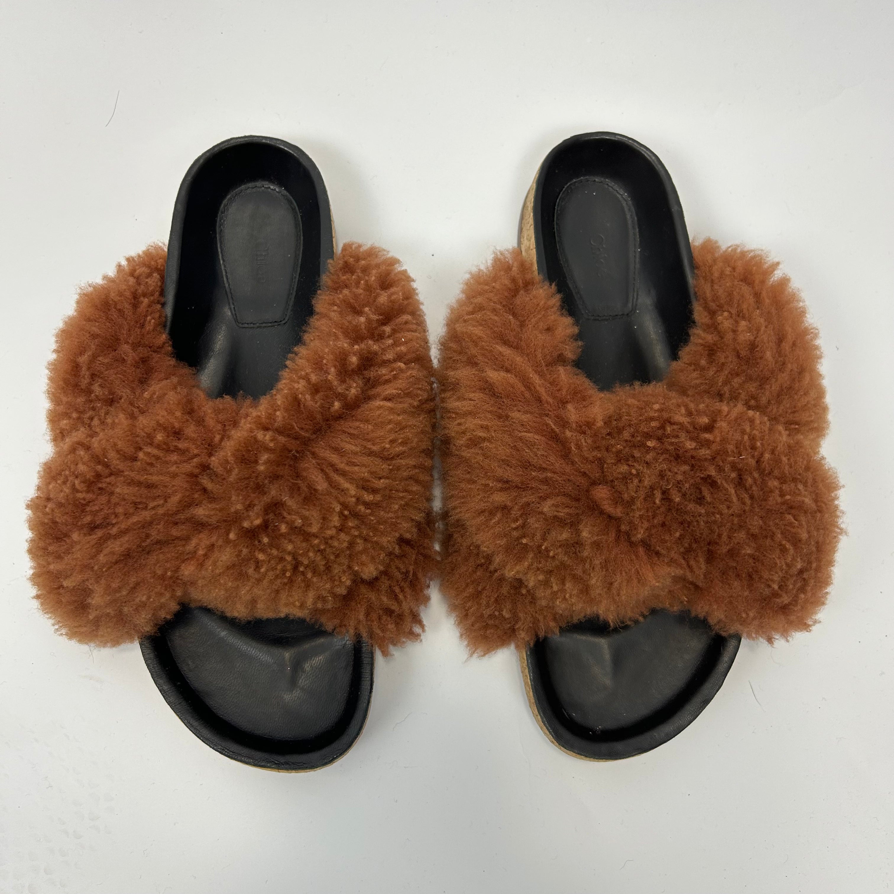 Chloe Cinammon Sheepskin Flatbed Sandals 39
