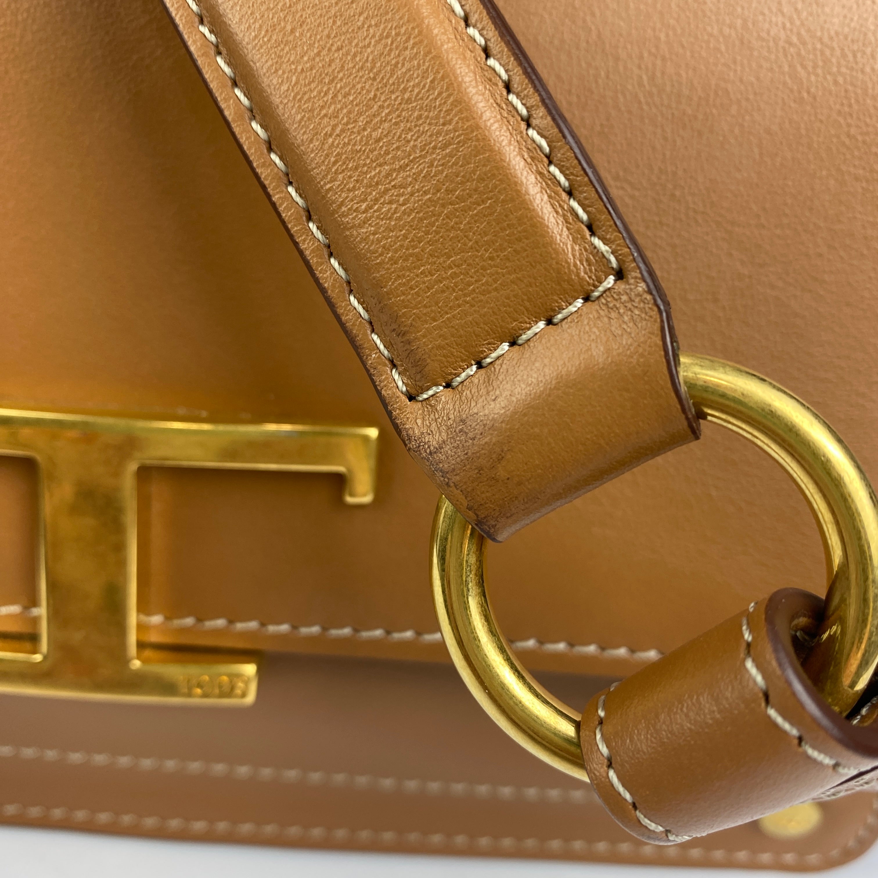 Tods New £1600 Camel Mini T Shoulderbag