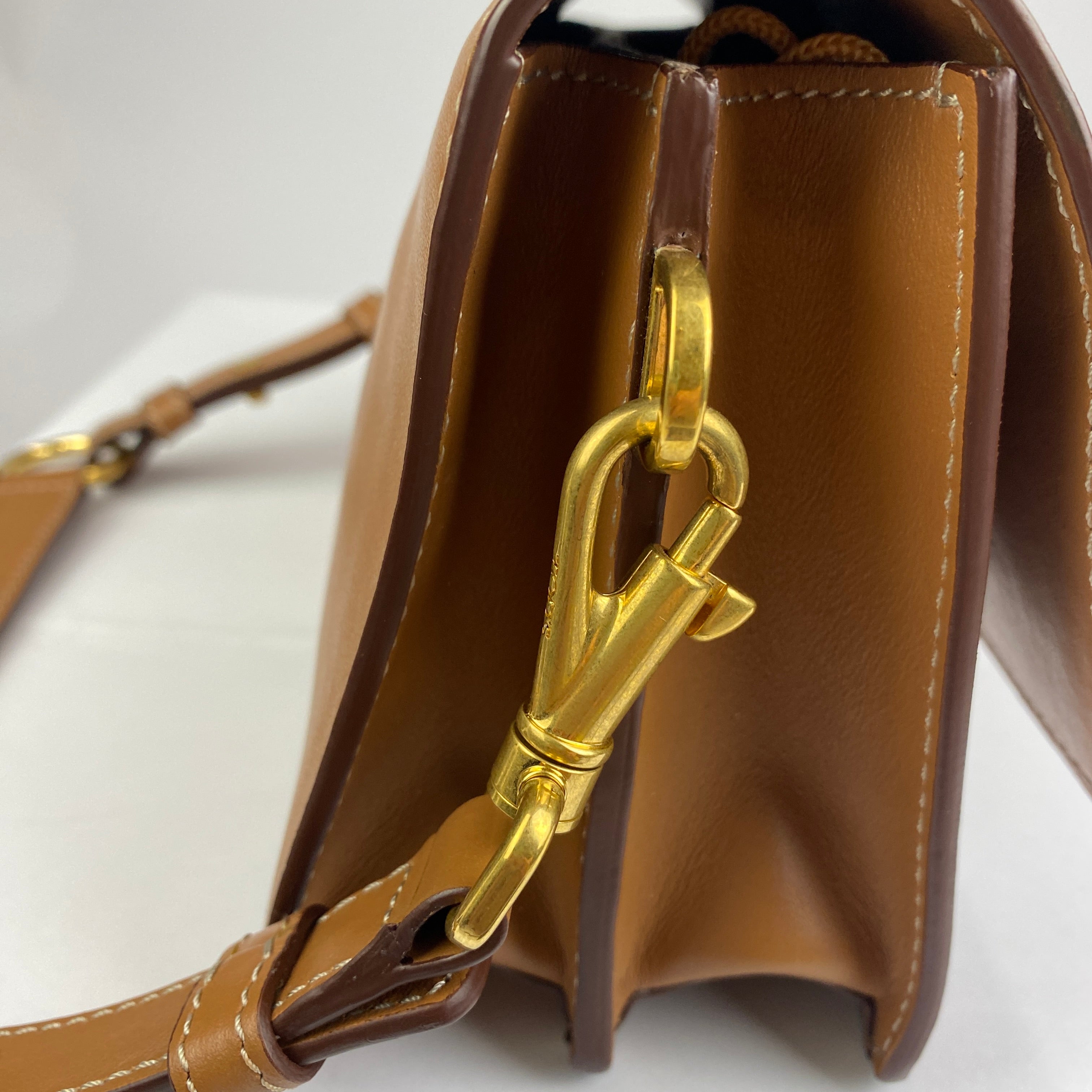 Tods New £1600 Camel Mini T Shoulderbag