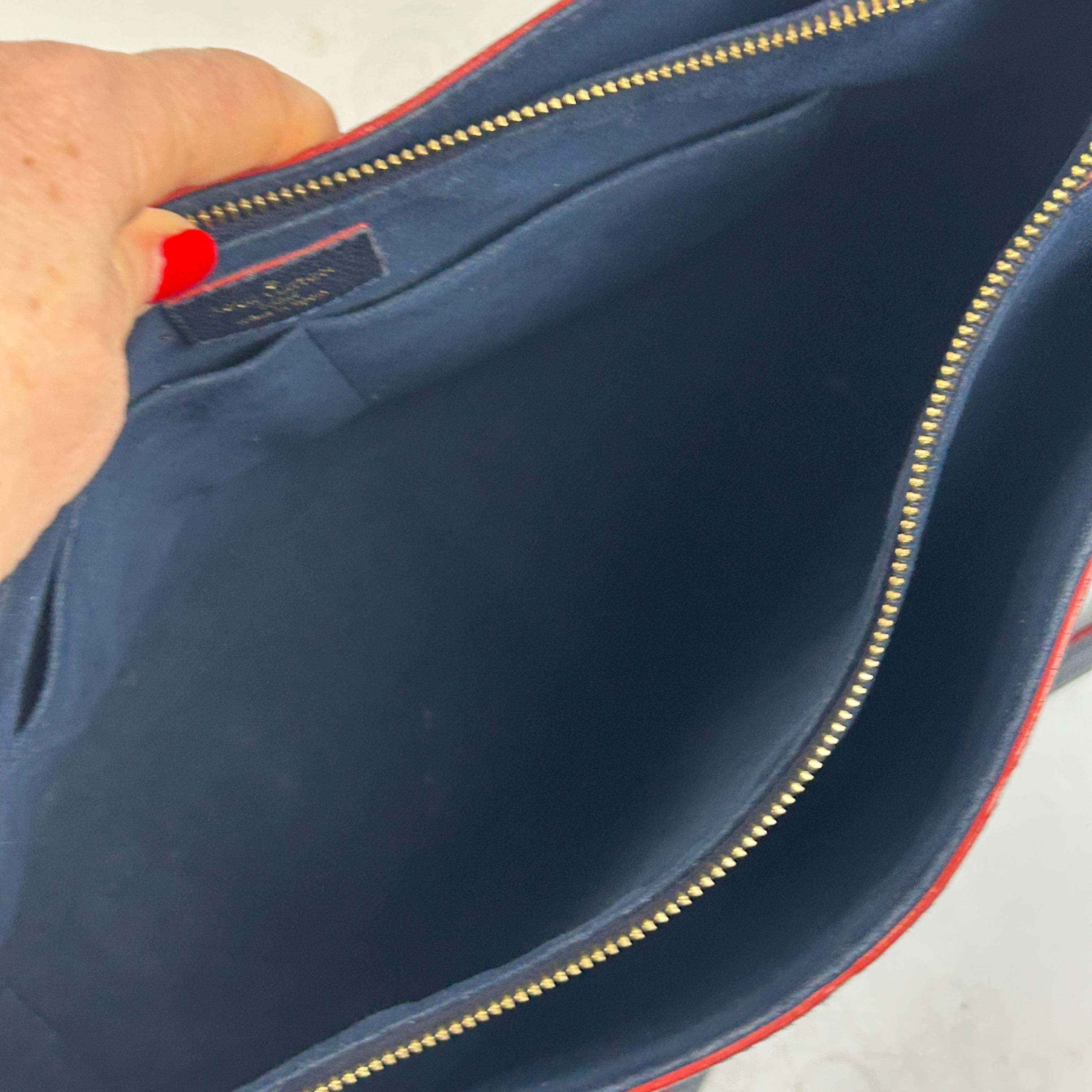 Louis Vuitton £2070 Marine Embossed Leather MM Surene Tote Bag