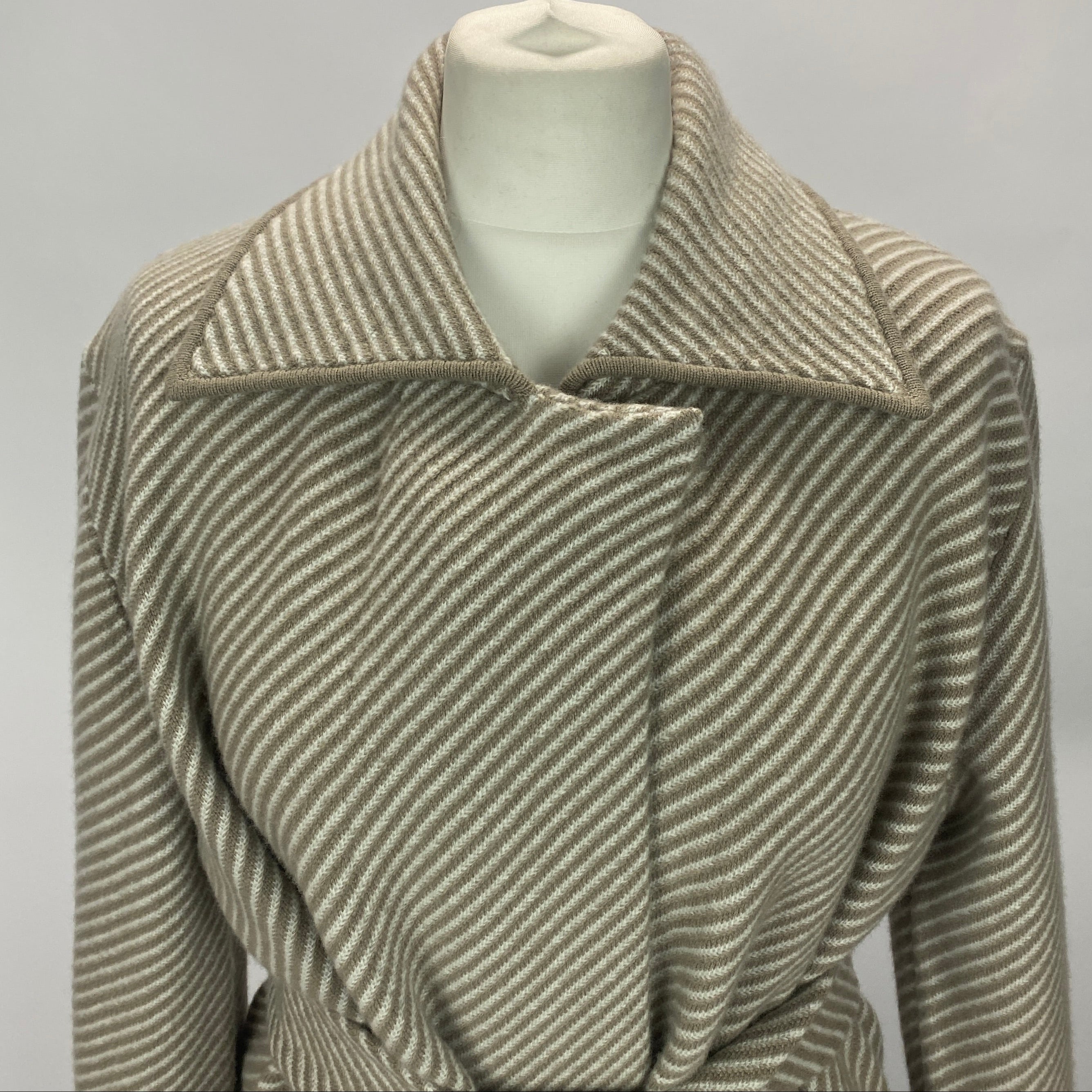 Joseph New £845 Putty & Cream Belted Merino Wool Jacket S