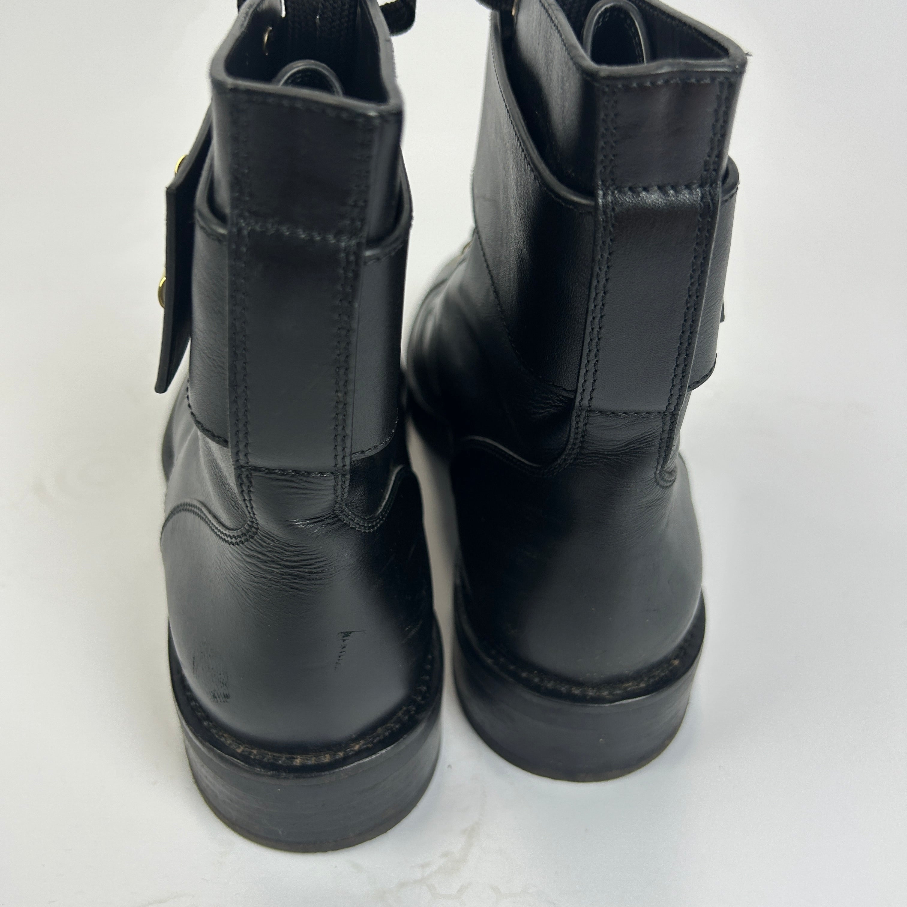 Louis Vuitton £1030 Black Wonderland Ranger Combat Boots 40