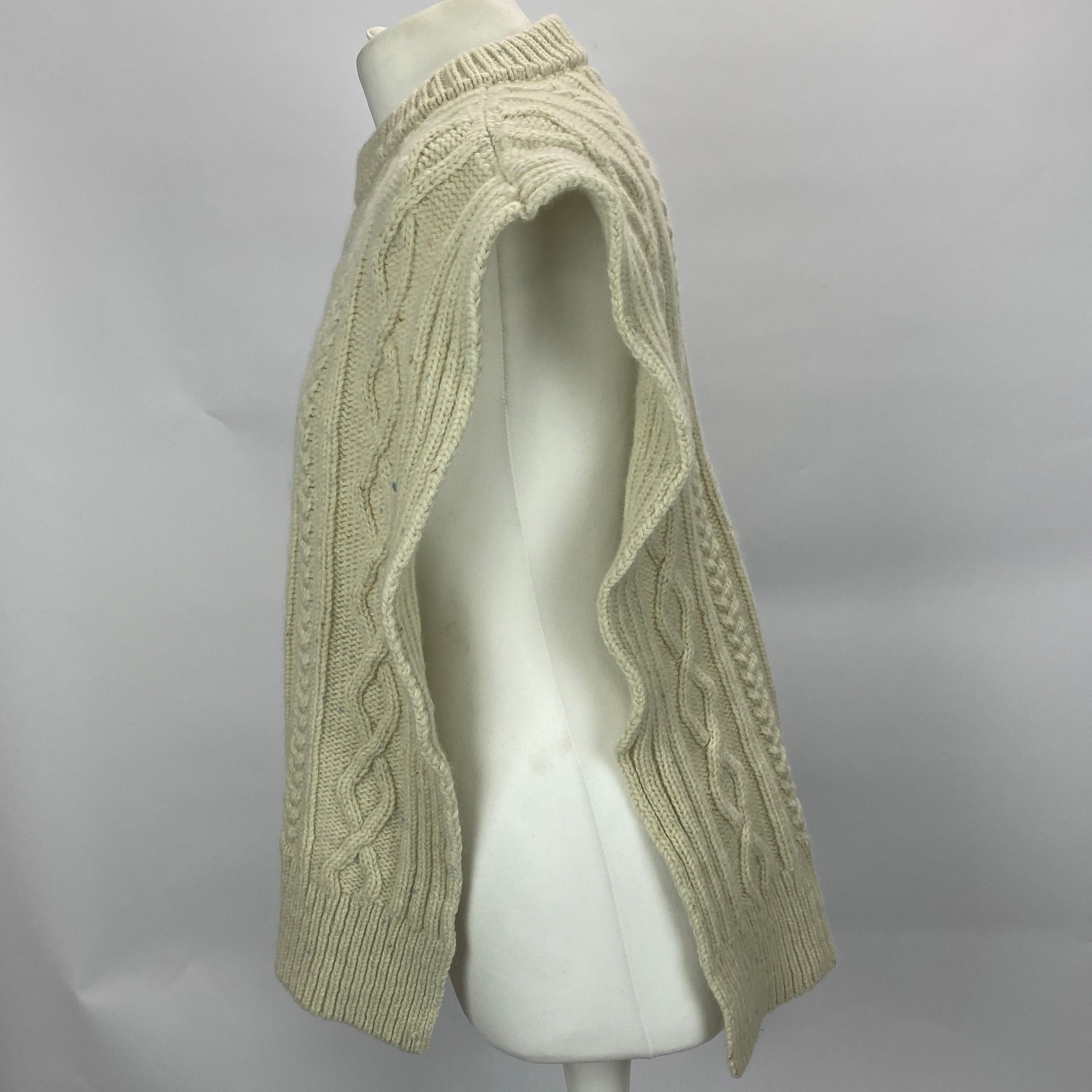 Clóimh New £170 Ecru Wool Aran Knit Vest OS