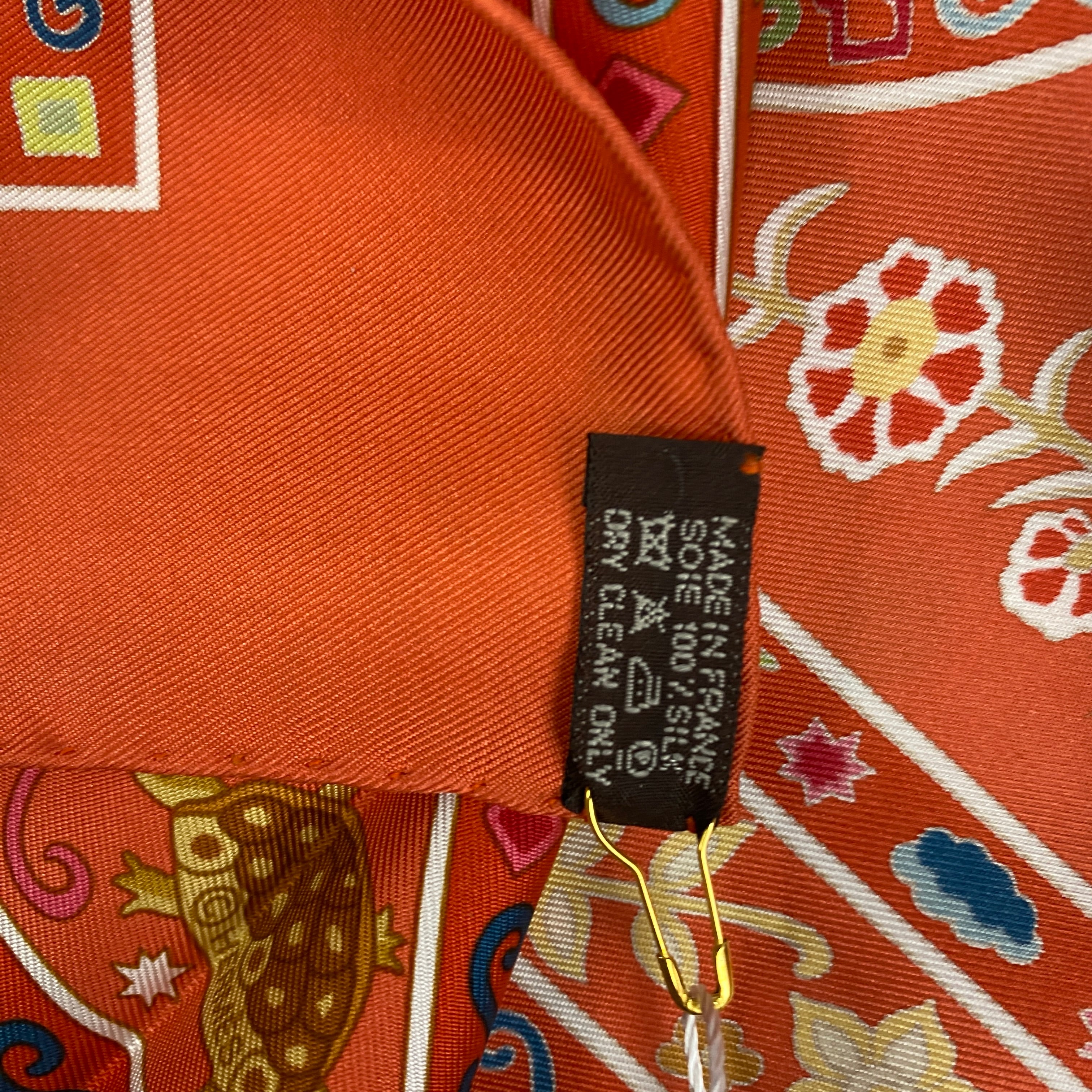 Hermes New Apricot Peuple Du Vent Silk Twill 90 Scarf