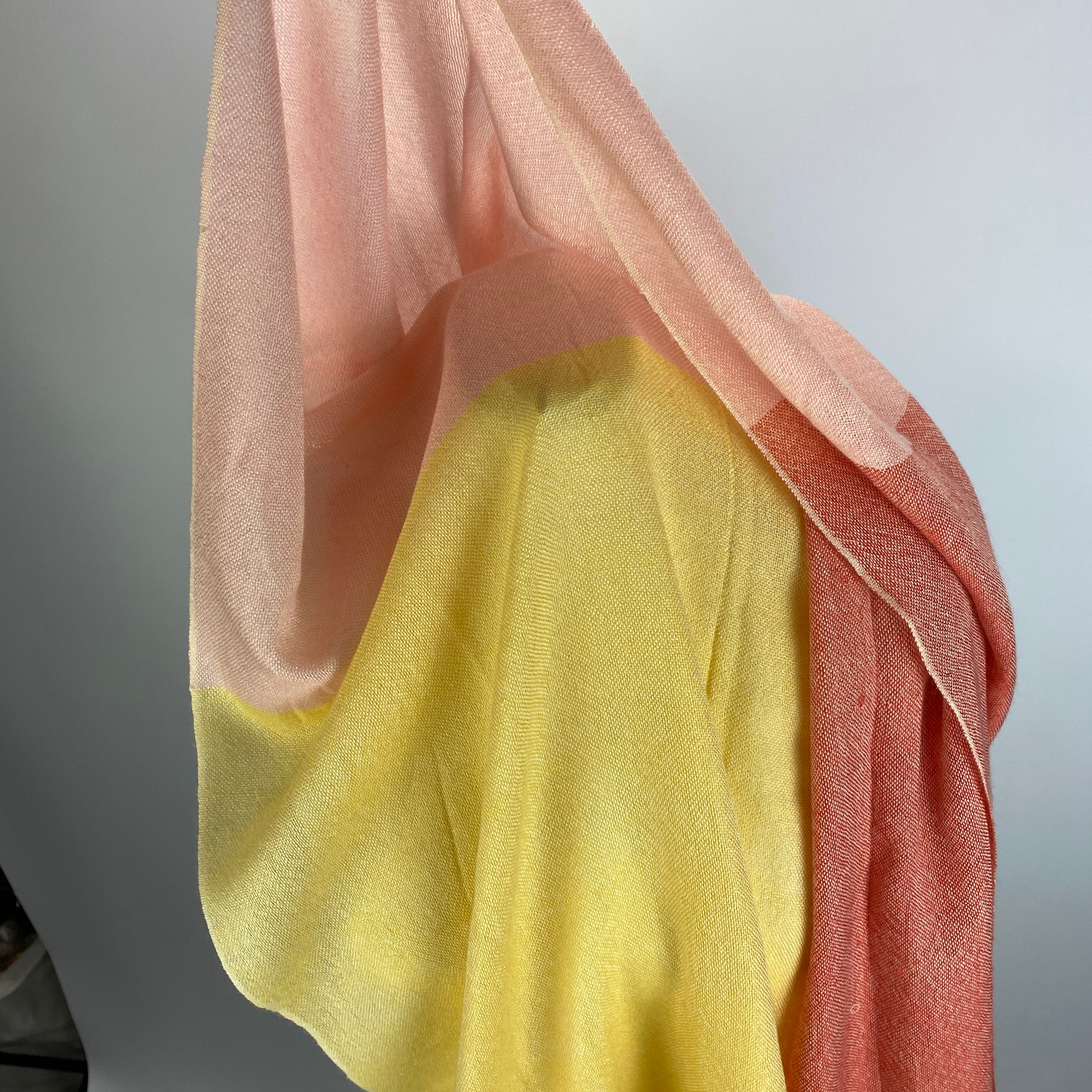 Loro Piana New £670 Pink & Orange Superfine Cashmere Scarf