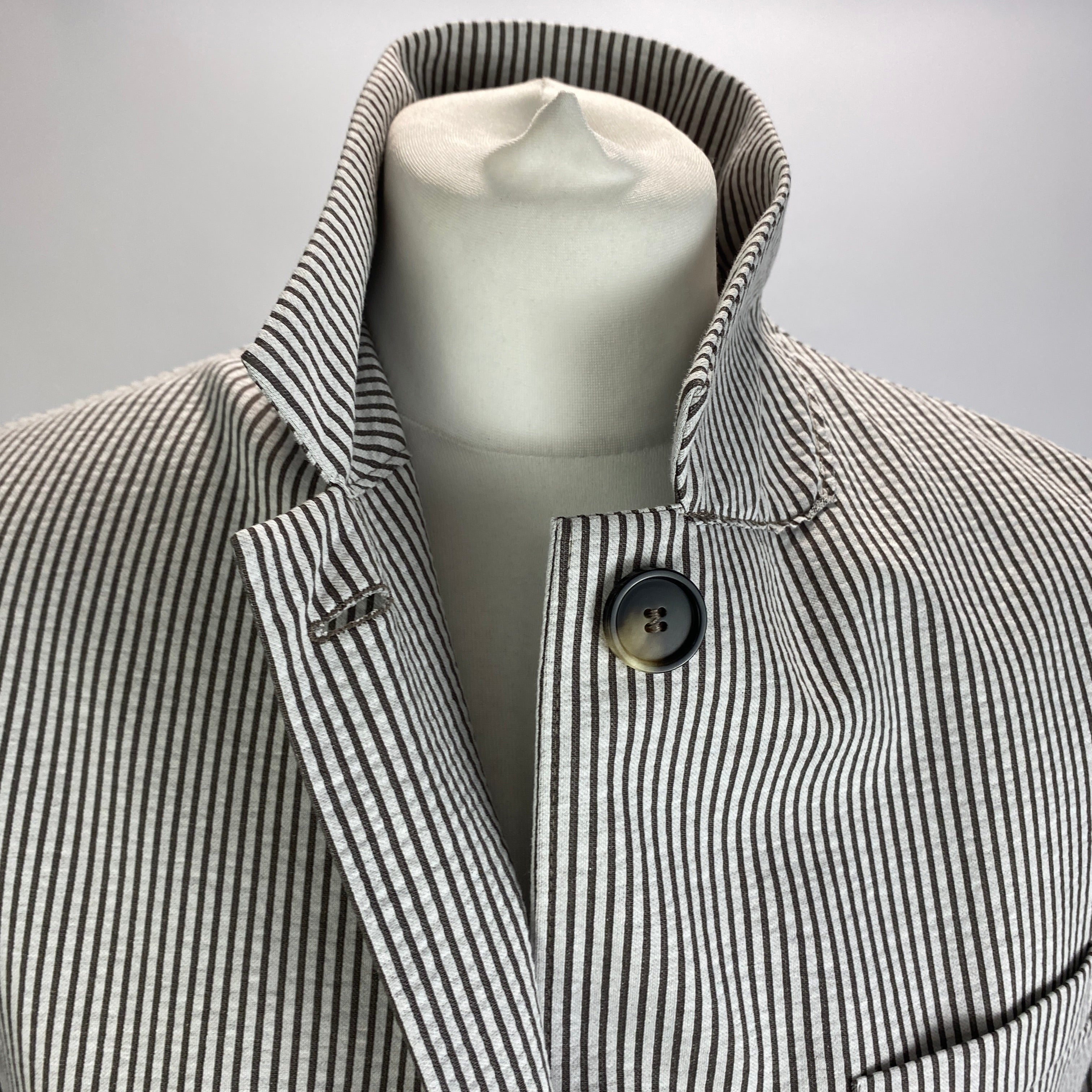 Harris Wharf £300 Olive & Pearl Stripe Seersucker Blazer S