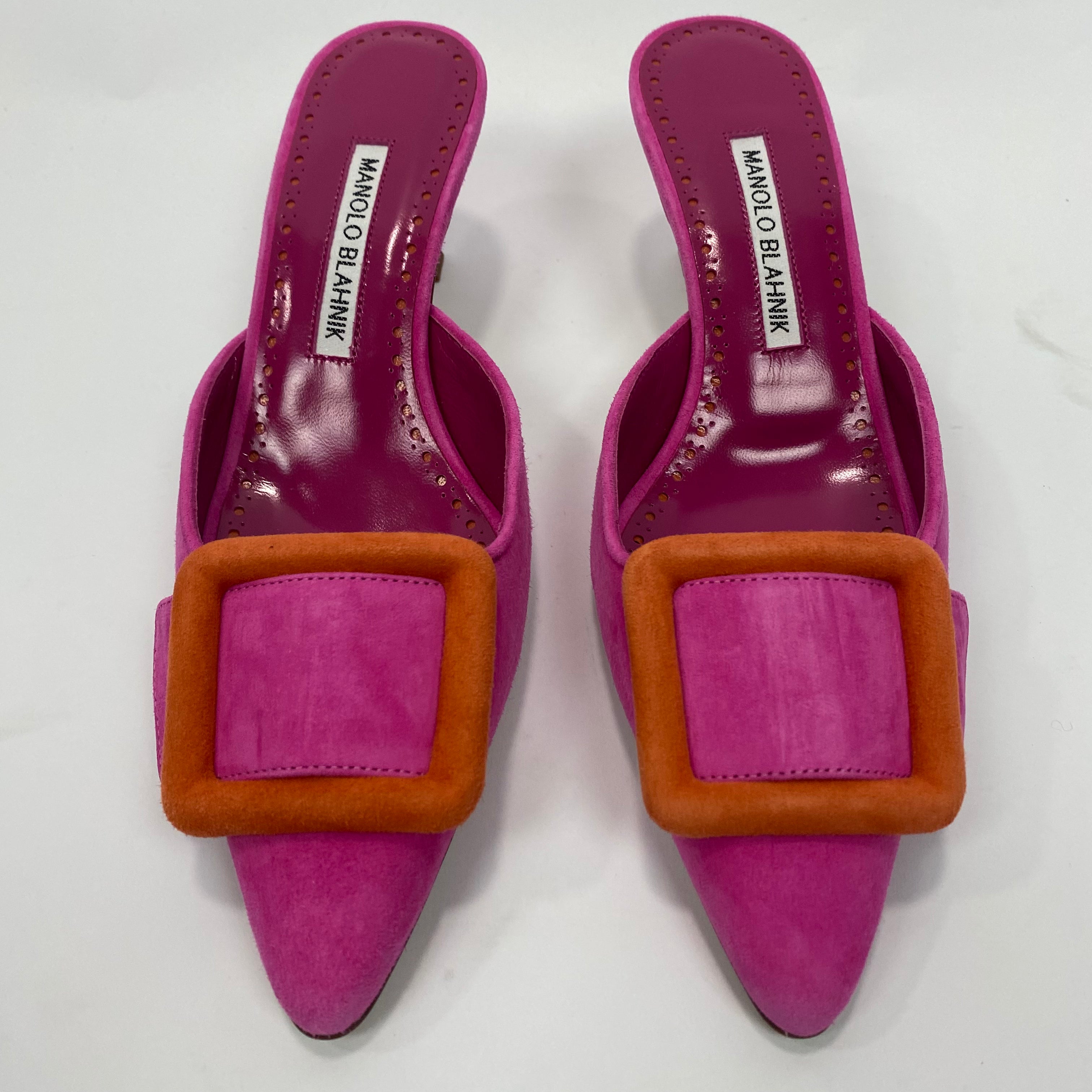 Manolo Blahnik New £695 Pink Suede Maysale Kitten Heels 35