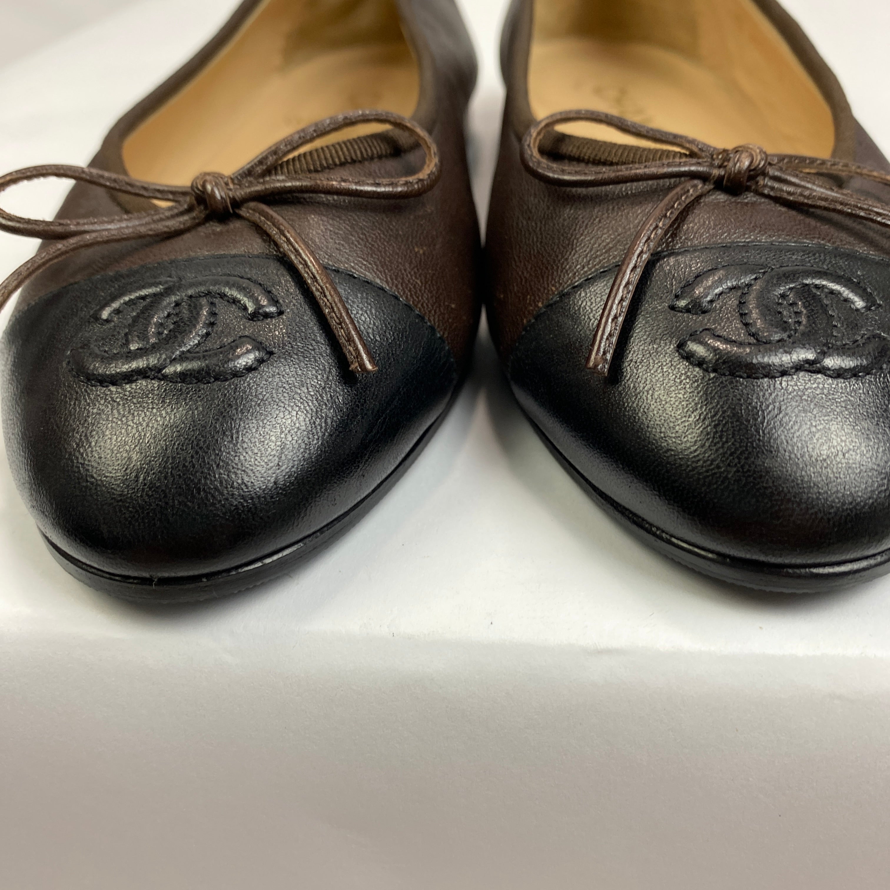 Chanel Brown & Black Classic Ballet Pumps 37