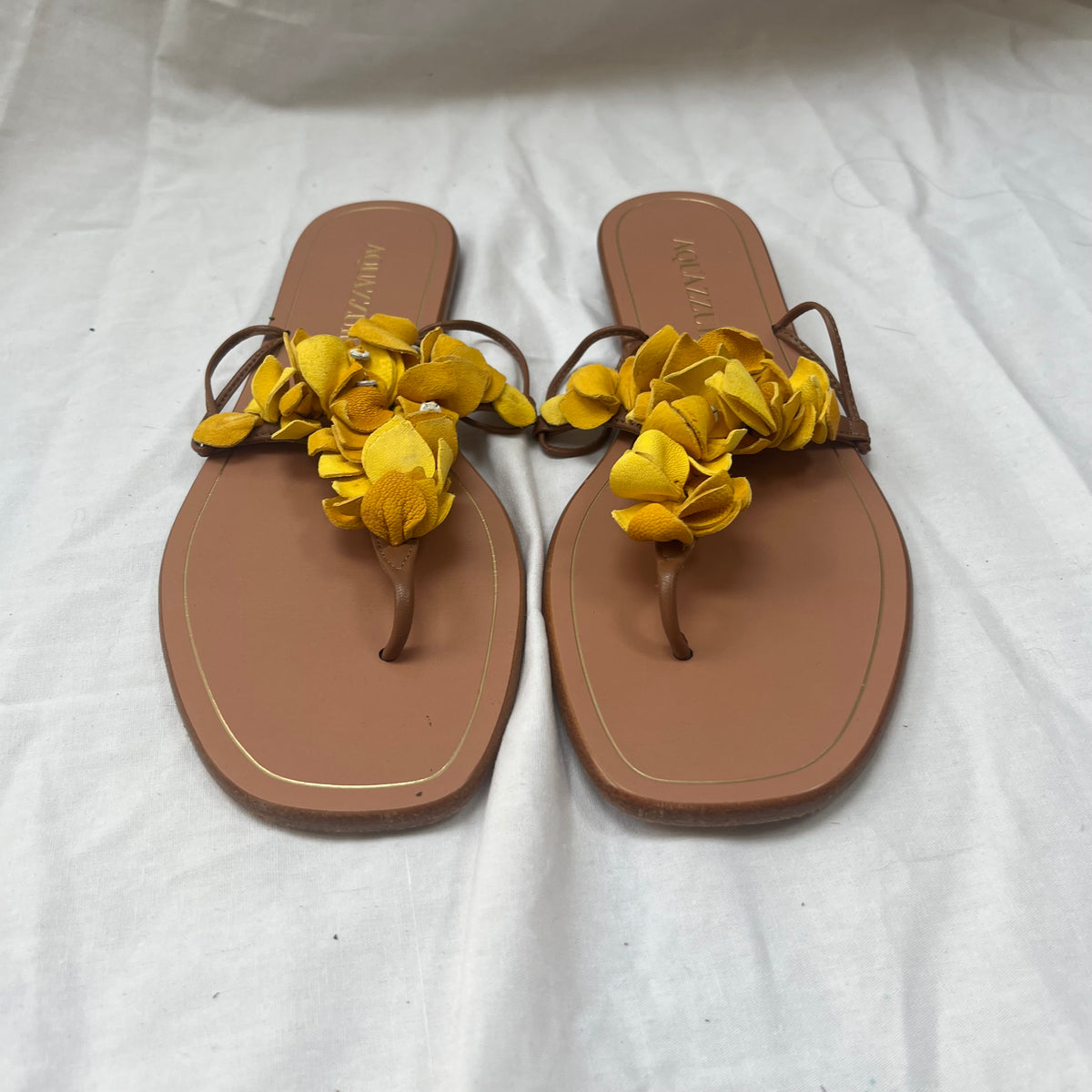 Aquazzura Yellow & Tan Petalled Thong Flat Sandals 37.5