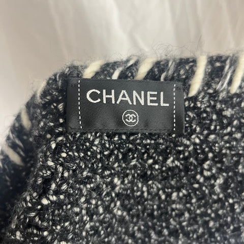 Chanel Monochrome Boucle Cashmere Jacket with Faux Fur Trim XXS/XS