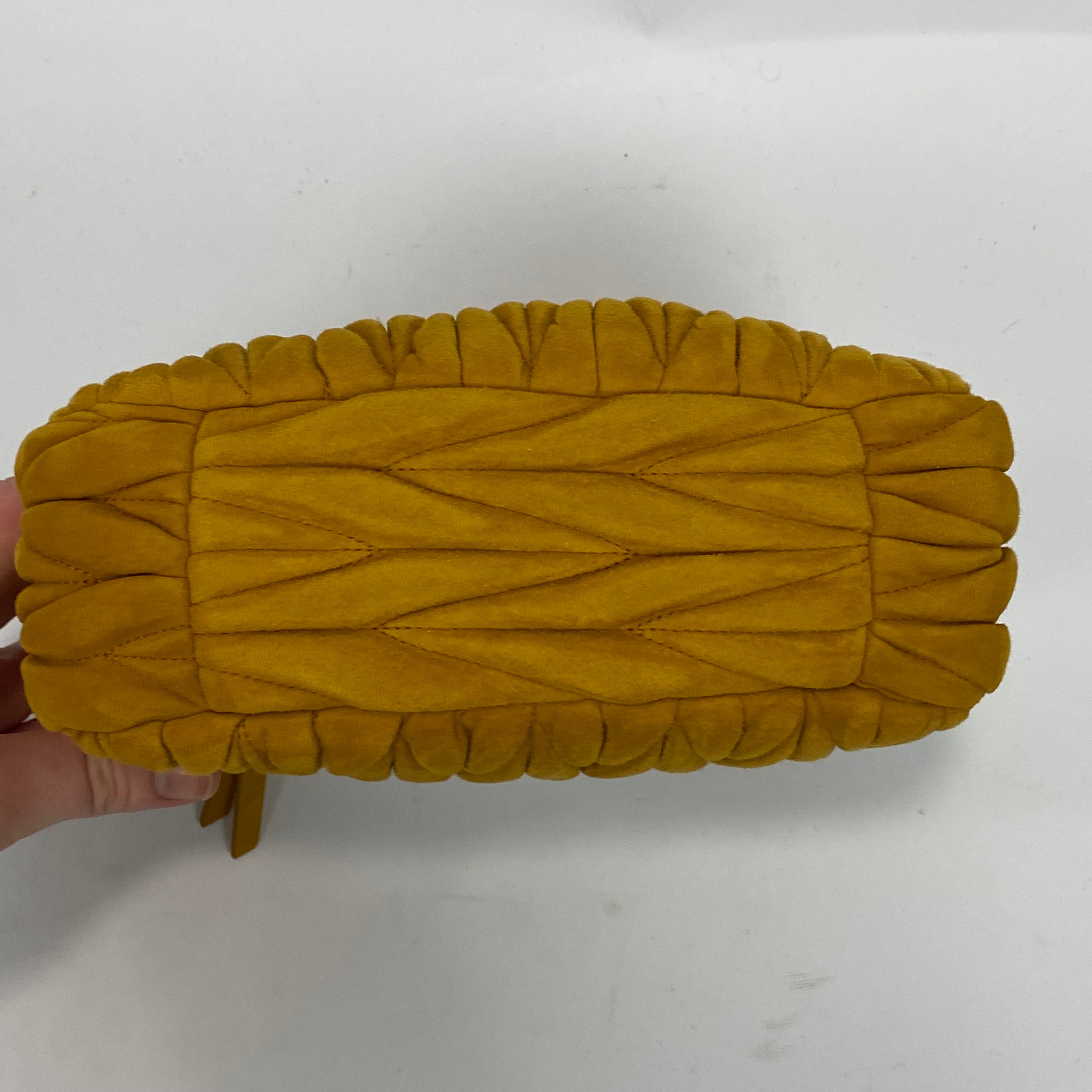 Miu Miu New £2150 Whiskey Wander Matelasse Suede Hobo Bag