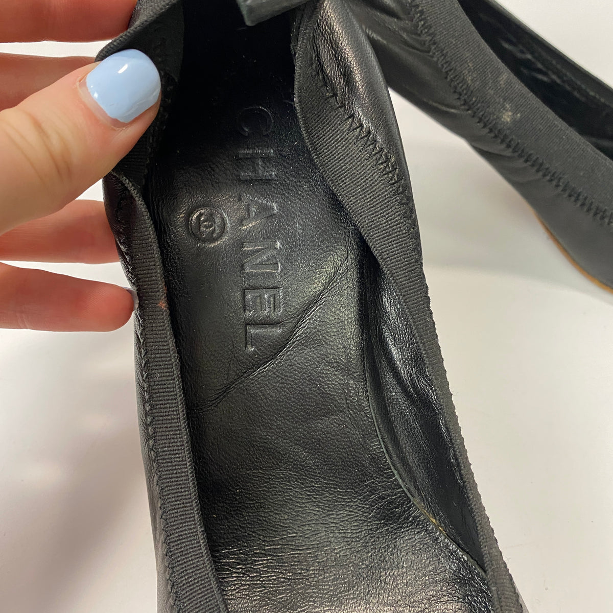 Chanel Black Lambskin Toe Cap Scrunch Heels 38