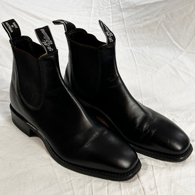 RM Williams £399 Black Leather Chelsea Boots 39