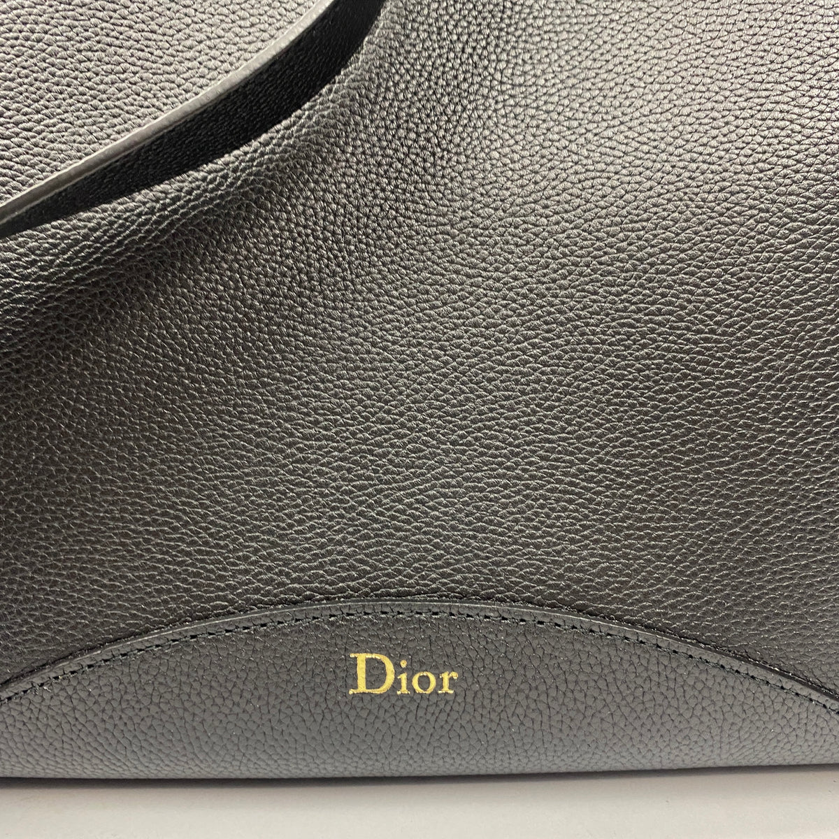 Dior New £3600 Black Medium Médaillon Bucket Bag