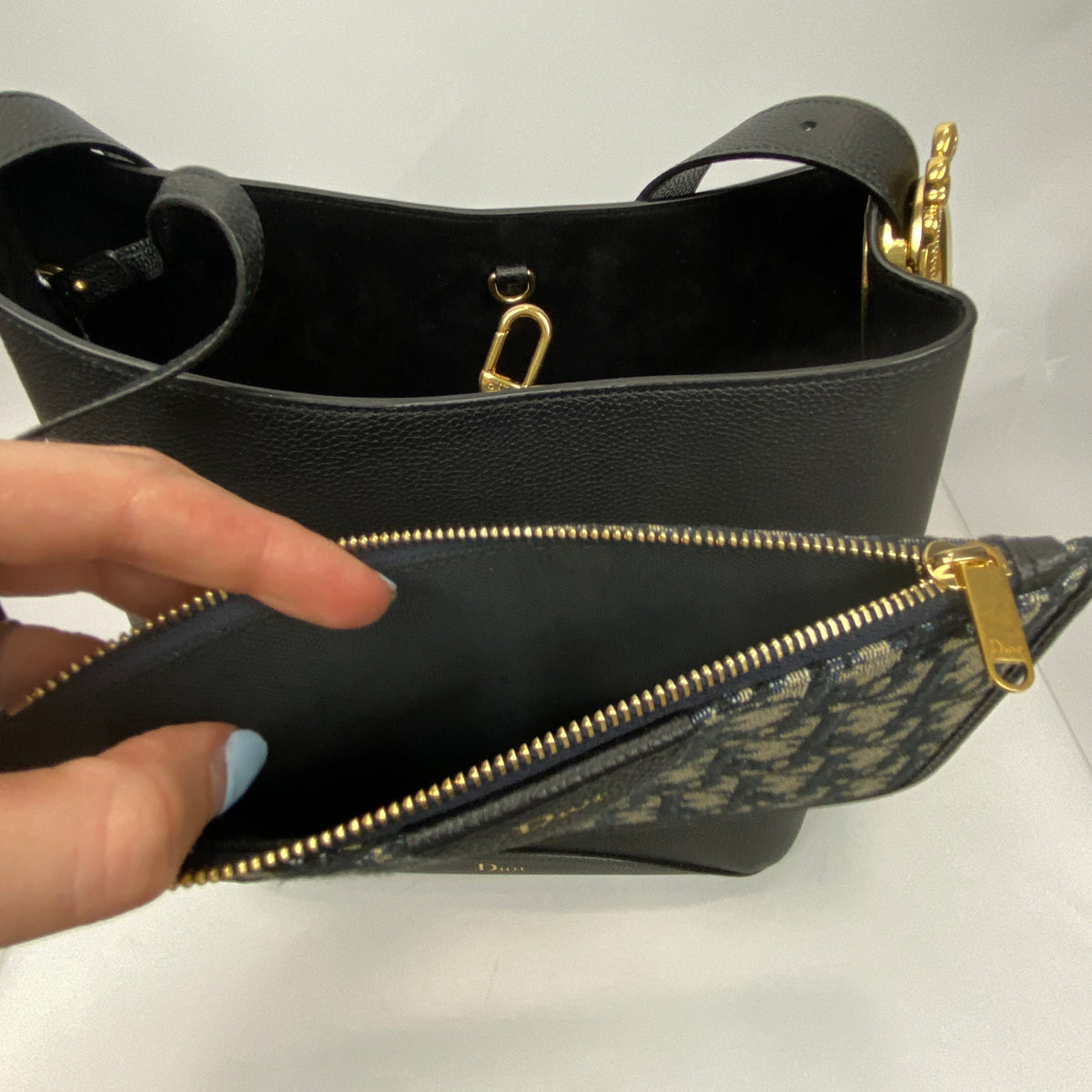 Dior New £3600 Black Medium Médaillon Bucket Bag