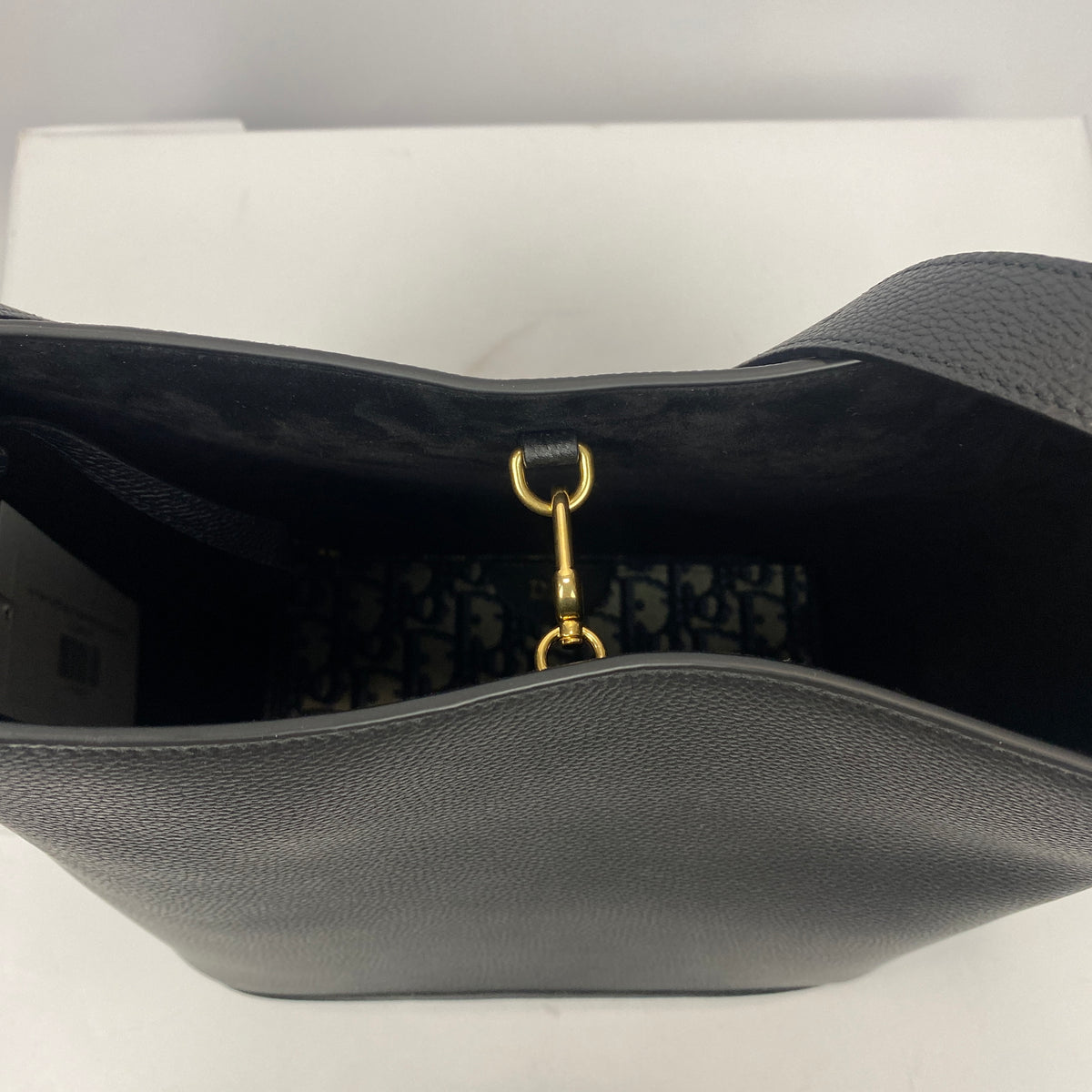 Dior New £3600 Black Medium Médaillon Bucket Bag