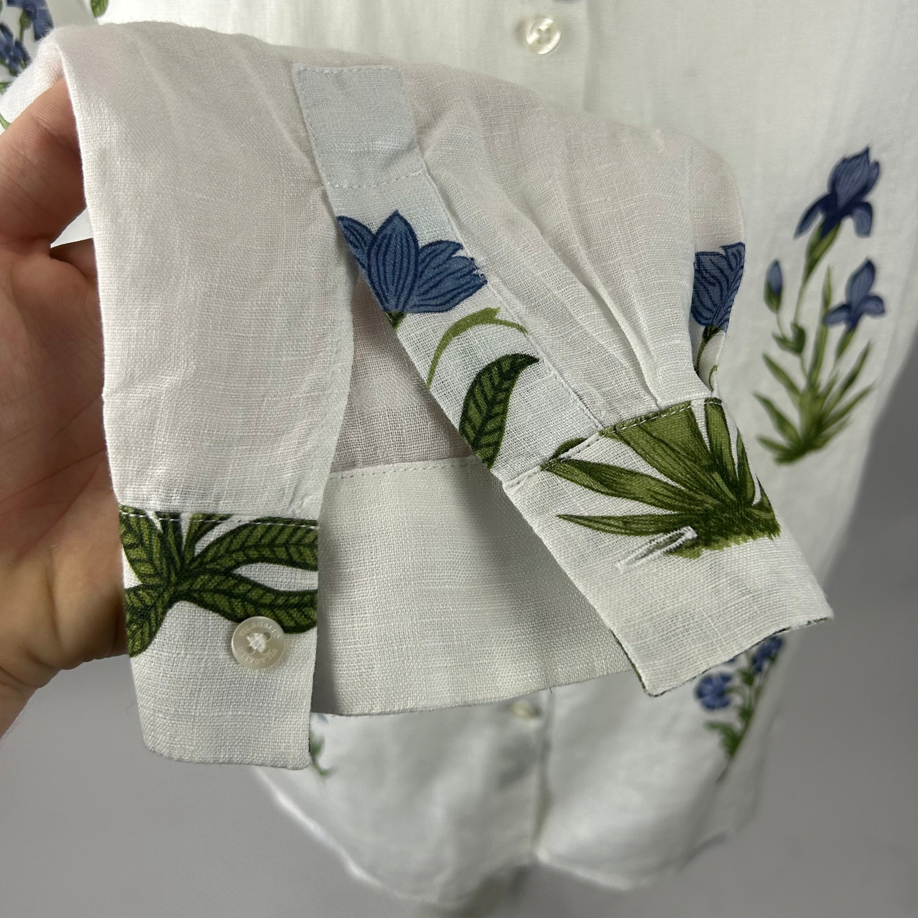 Vilagallo New Cornflower Print Linen Pie Crust Blouse L