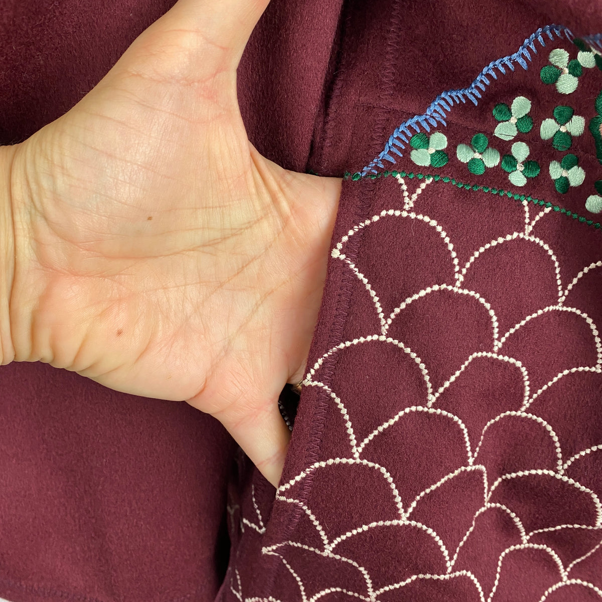 Vilshenko New Plum Embroidered Wool Jacket M