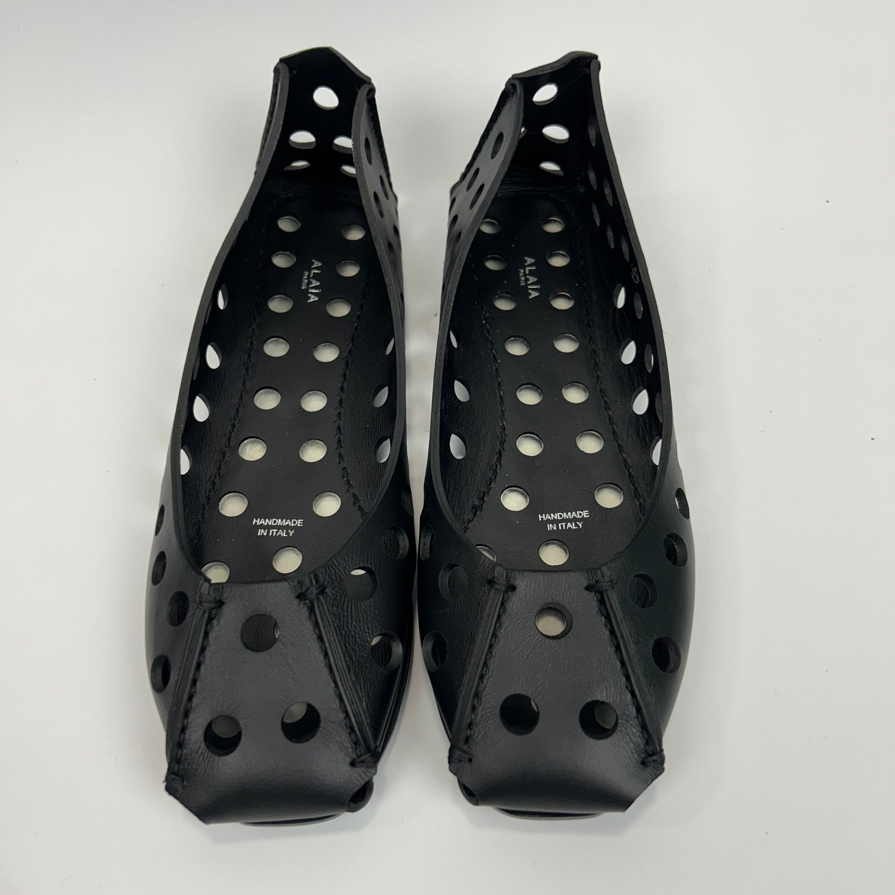 Alaia £810 Black Perfo Leather Ballet Flats 39