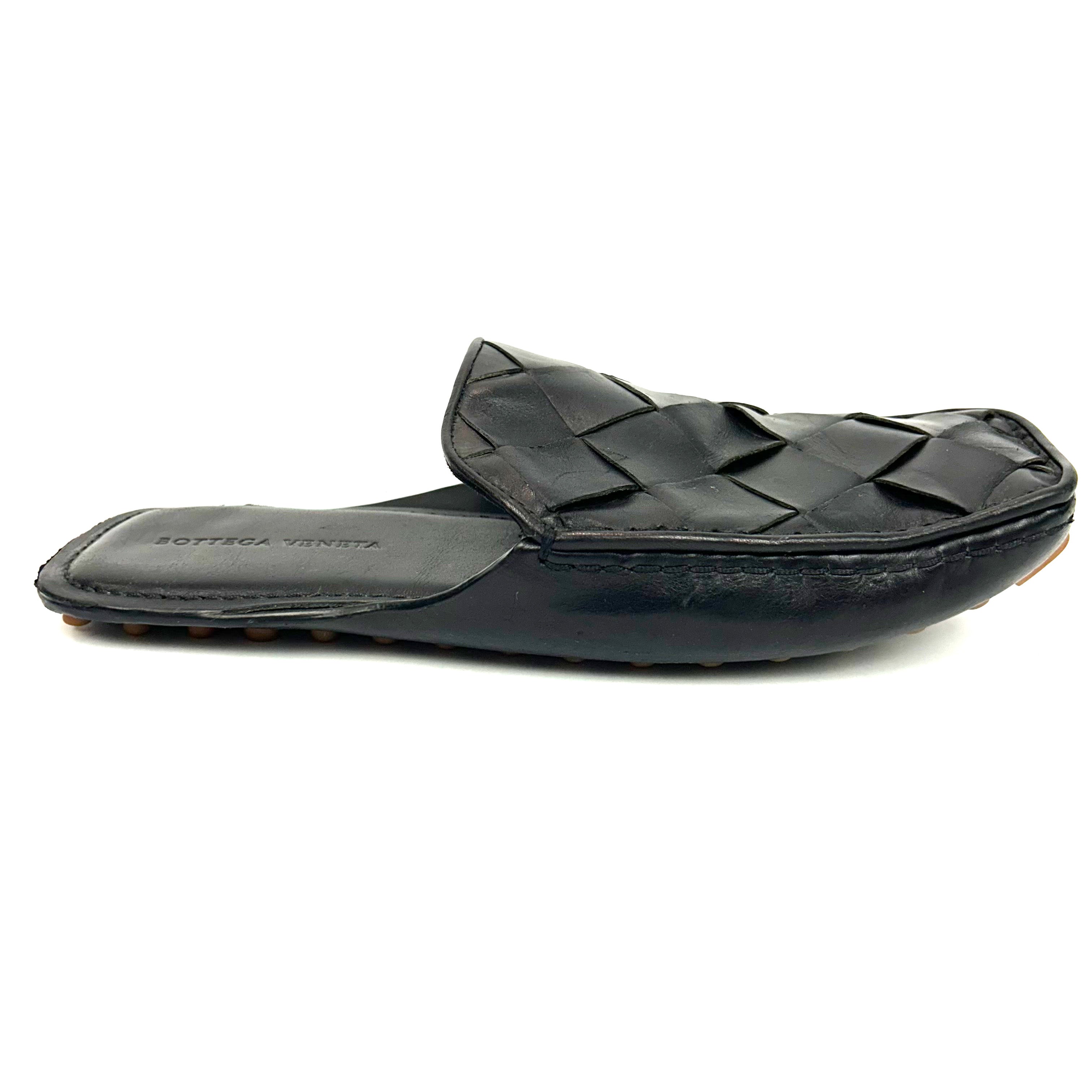 Bottega Veneta £525 Black Intrecciato Douglas Mules 39