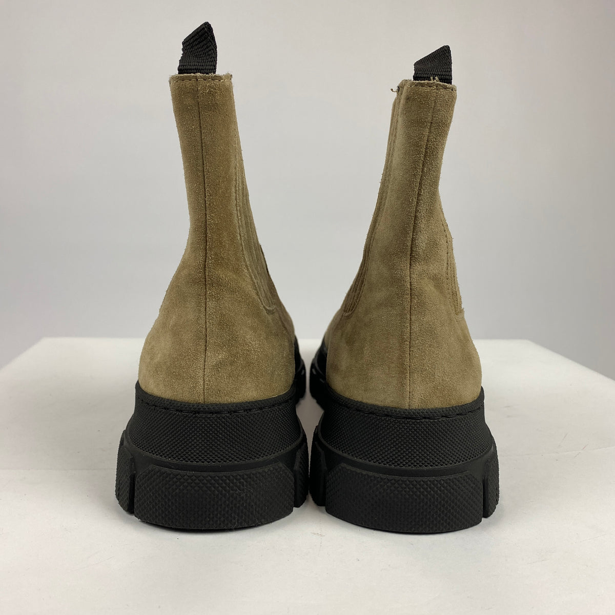 Weekend Max Mara £320 Taupe Suede Track Sole Ankle Boots 39