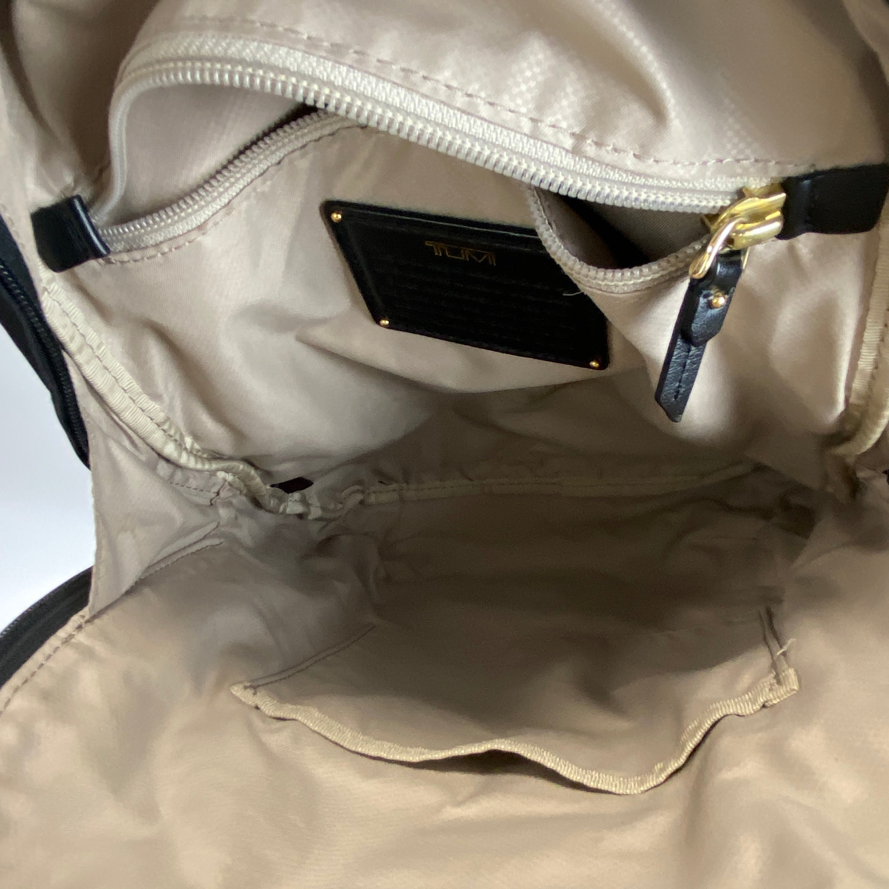 Tumi £350 Black Nylon Voyageur Carson Crossbody Backpack