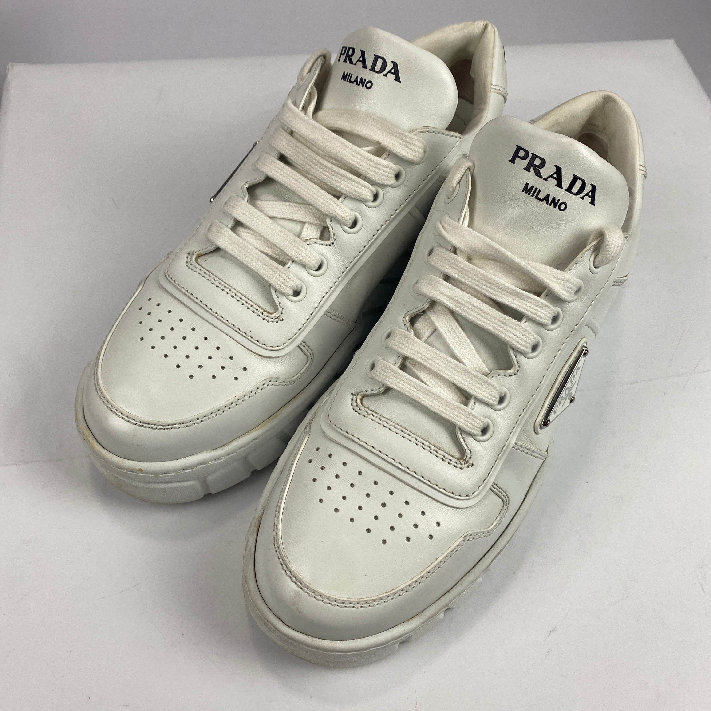 Prada £870 White Leather Downtown Trainers 41