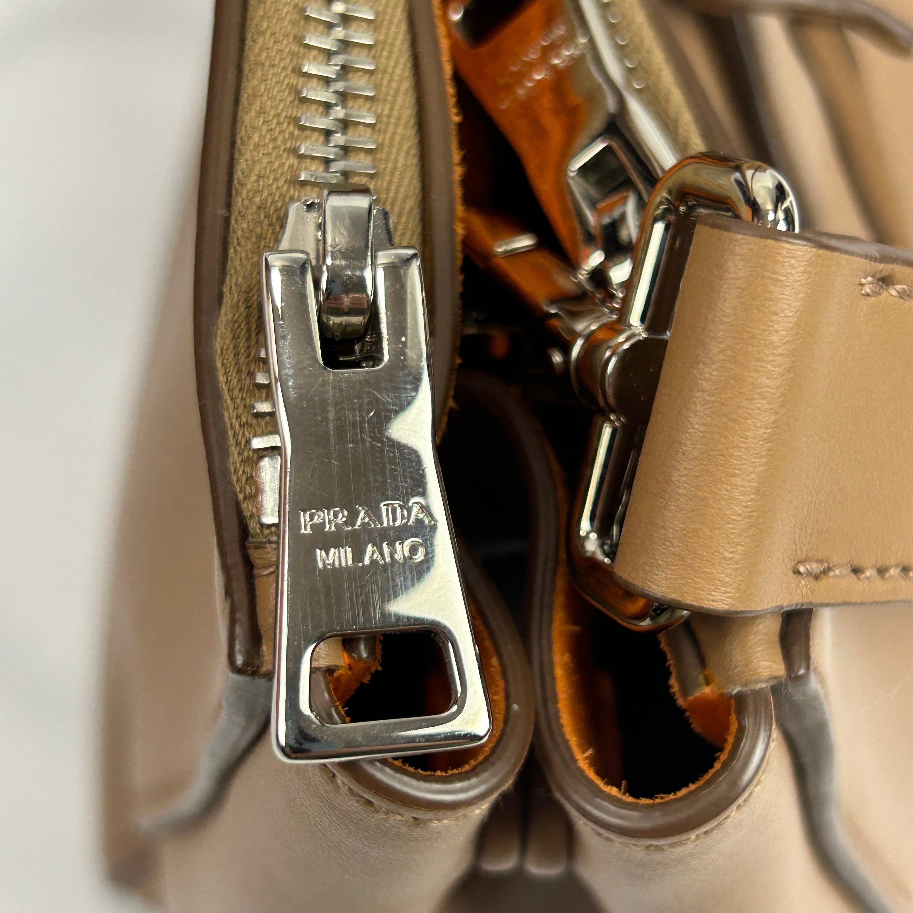 Prada New £3200 Caramel Galleria City Calf Tote Bag