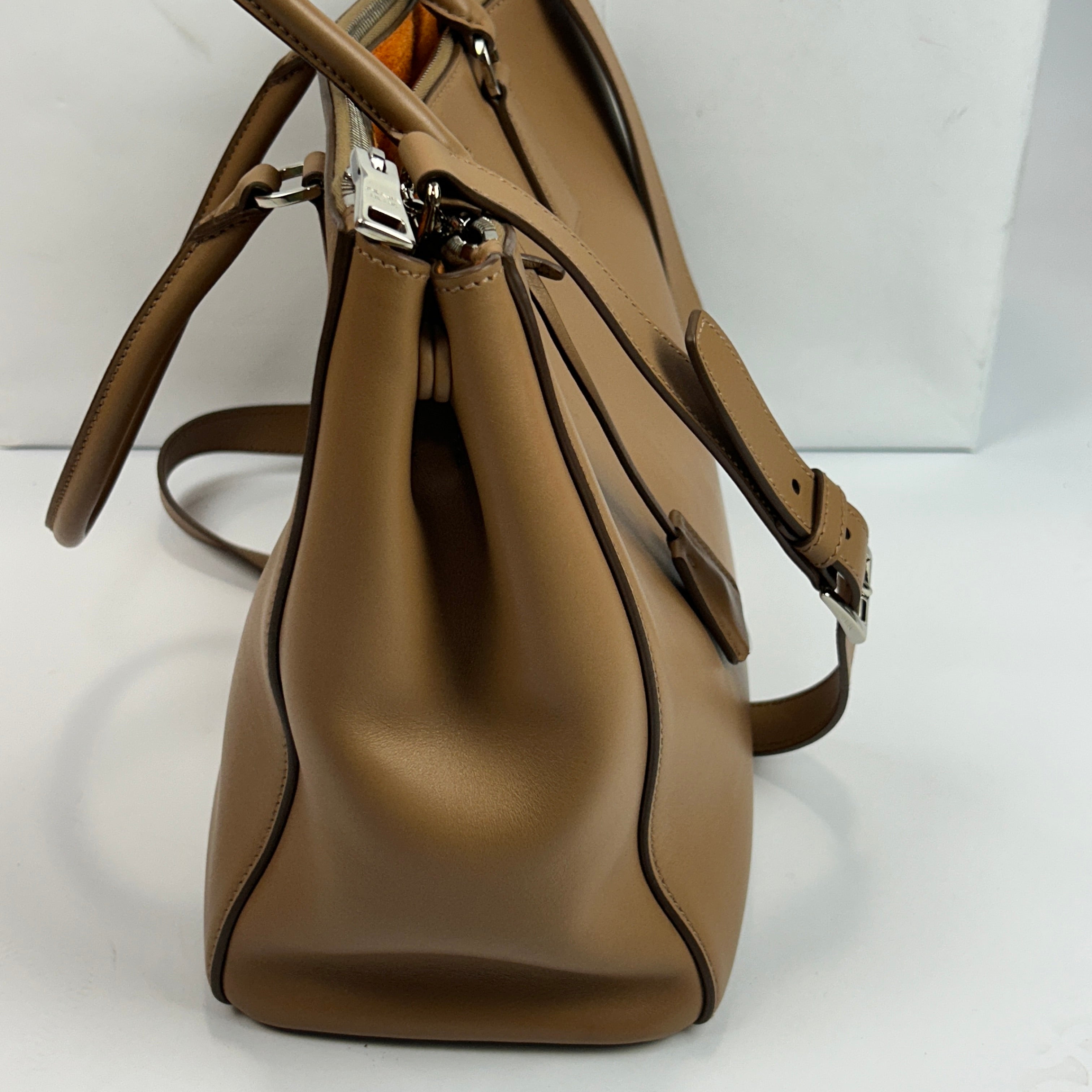 Prada New £3200 Caramel Galleria City Calf Tote Bag