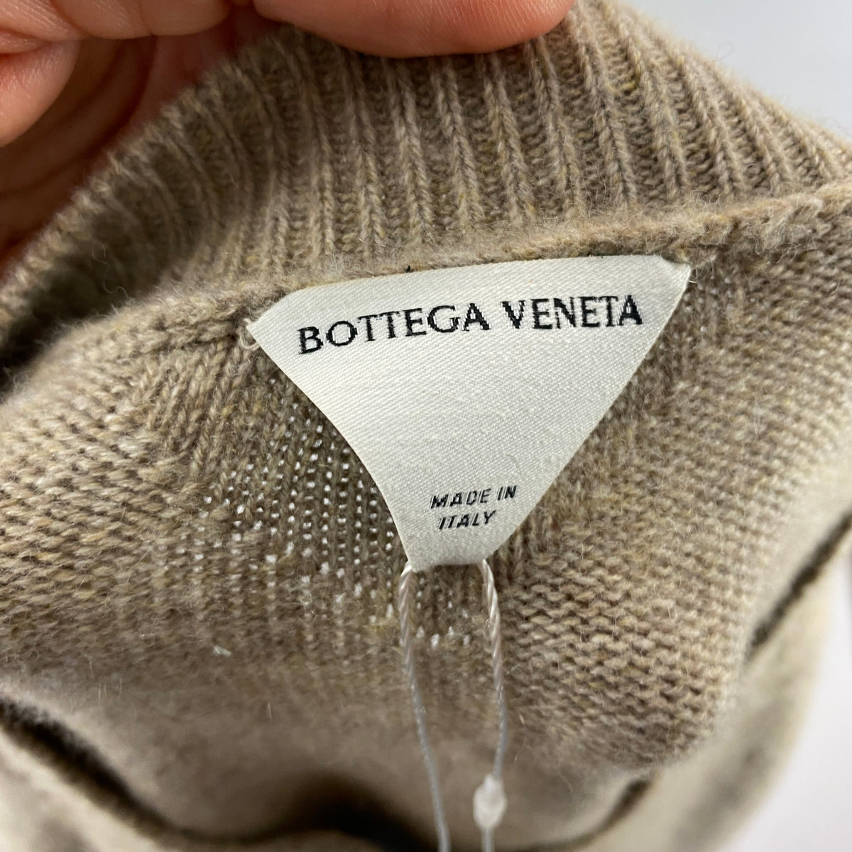Bottega Veneta £1576 Oatmeal Cashmere Sweater M