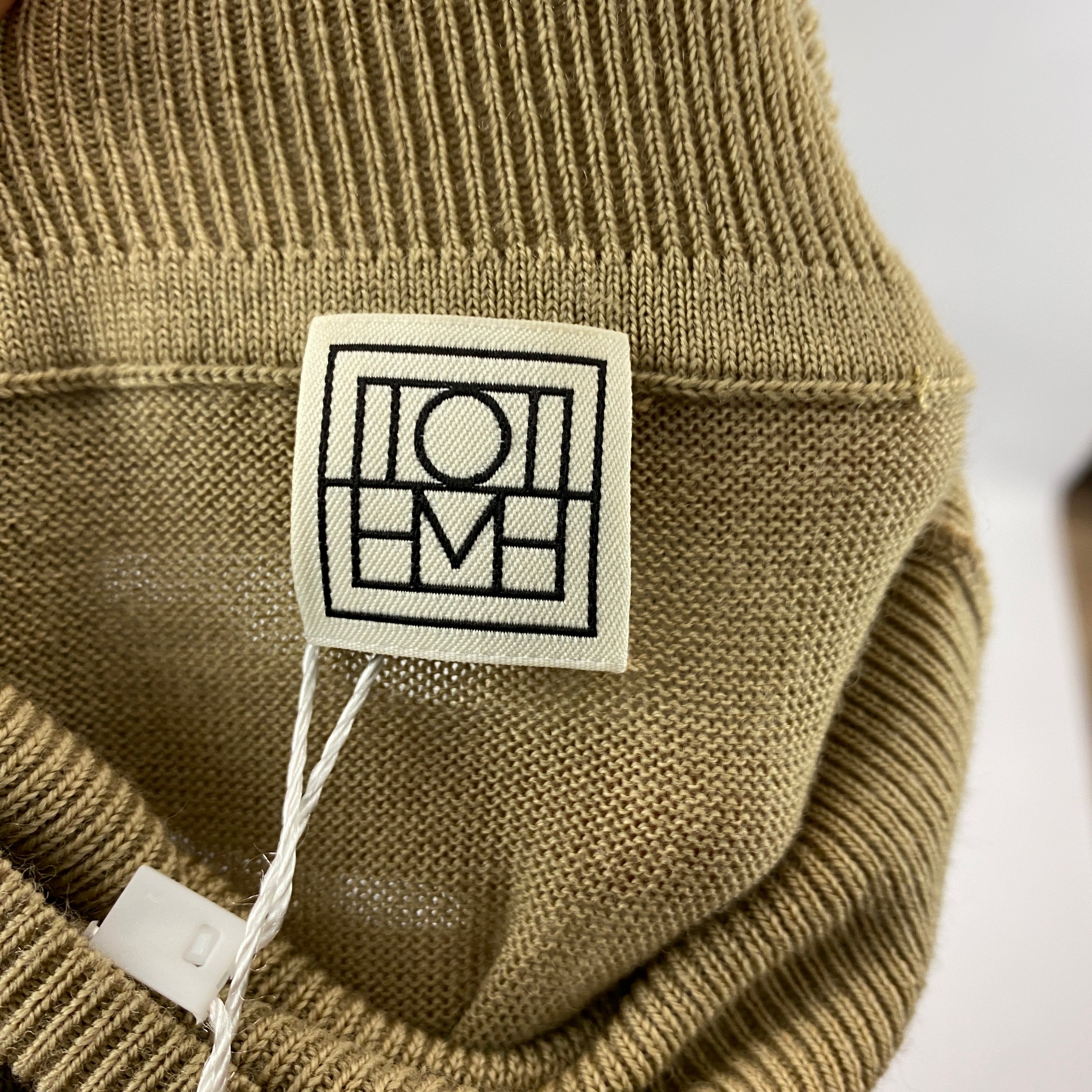 Toteme £470 Desert Wool Merino Turtleneck Sweater XXS-S