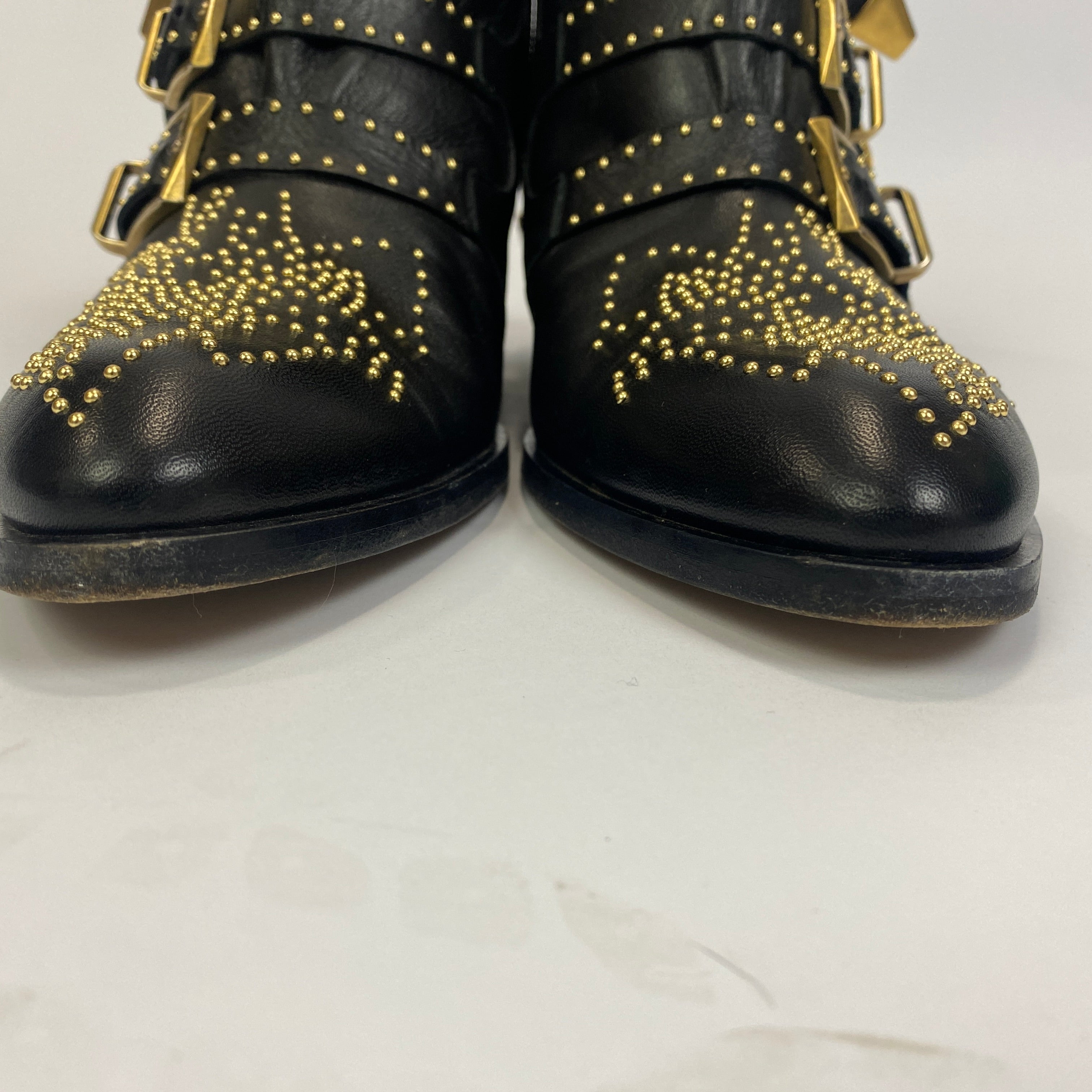 Chloe £1090 Black Gold Studded Leather Susanna Ankle Boots 41