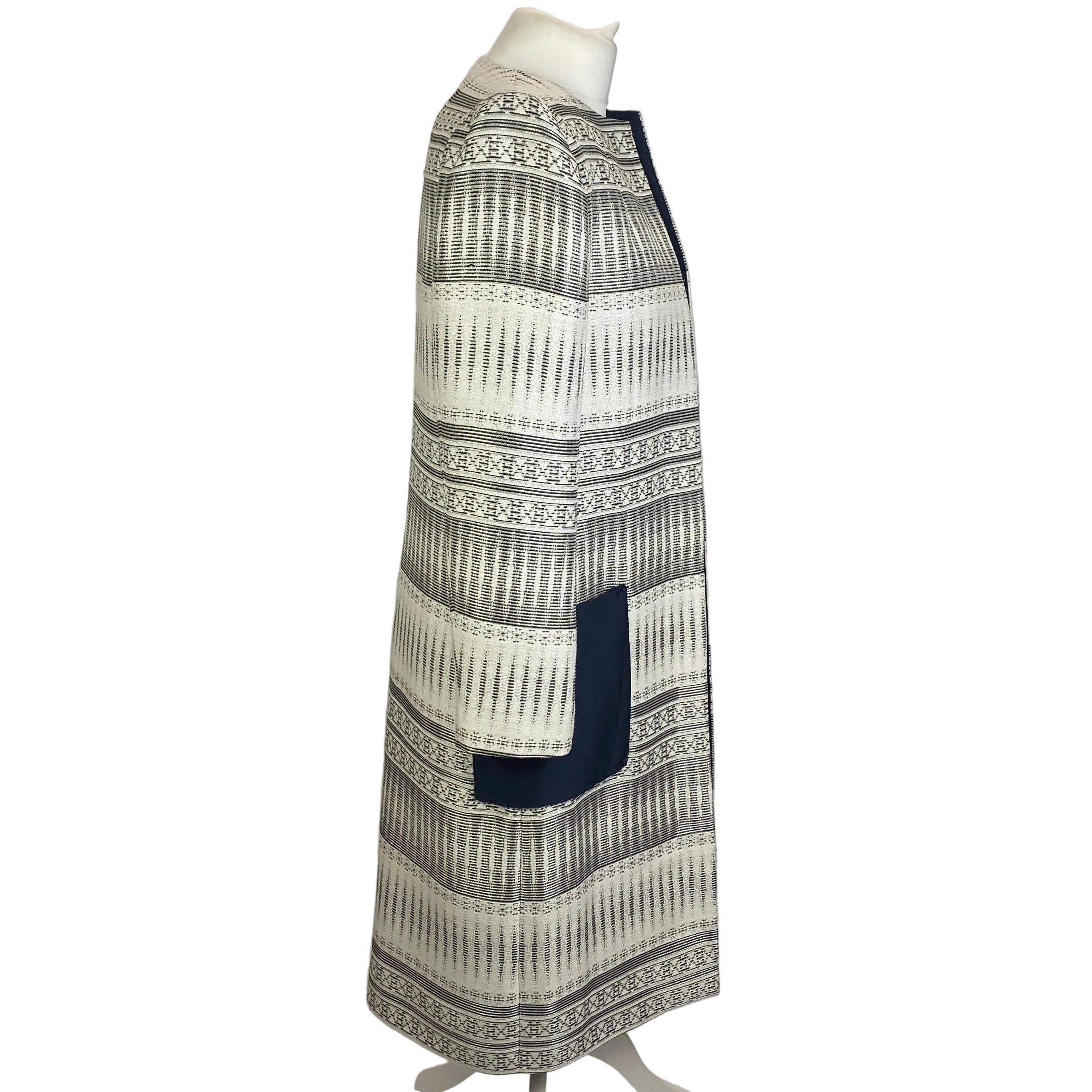 Amanda Wakeley New Ivory & Navy Brocade Occasion Coat S