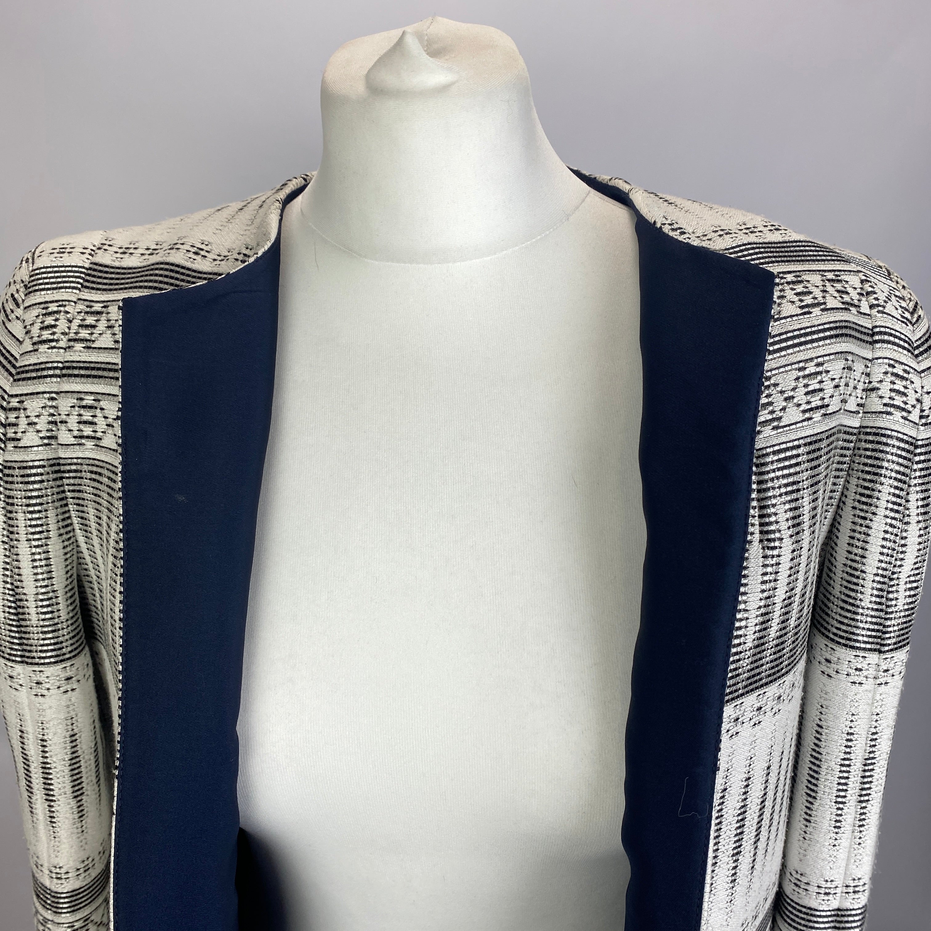 Amanda Wakeley New Ivory & Navy Brocade Occasion Coat S