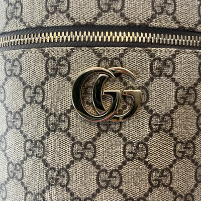 Gucci Brand New Londra GG Crossbody Strap Vanity Case