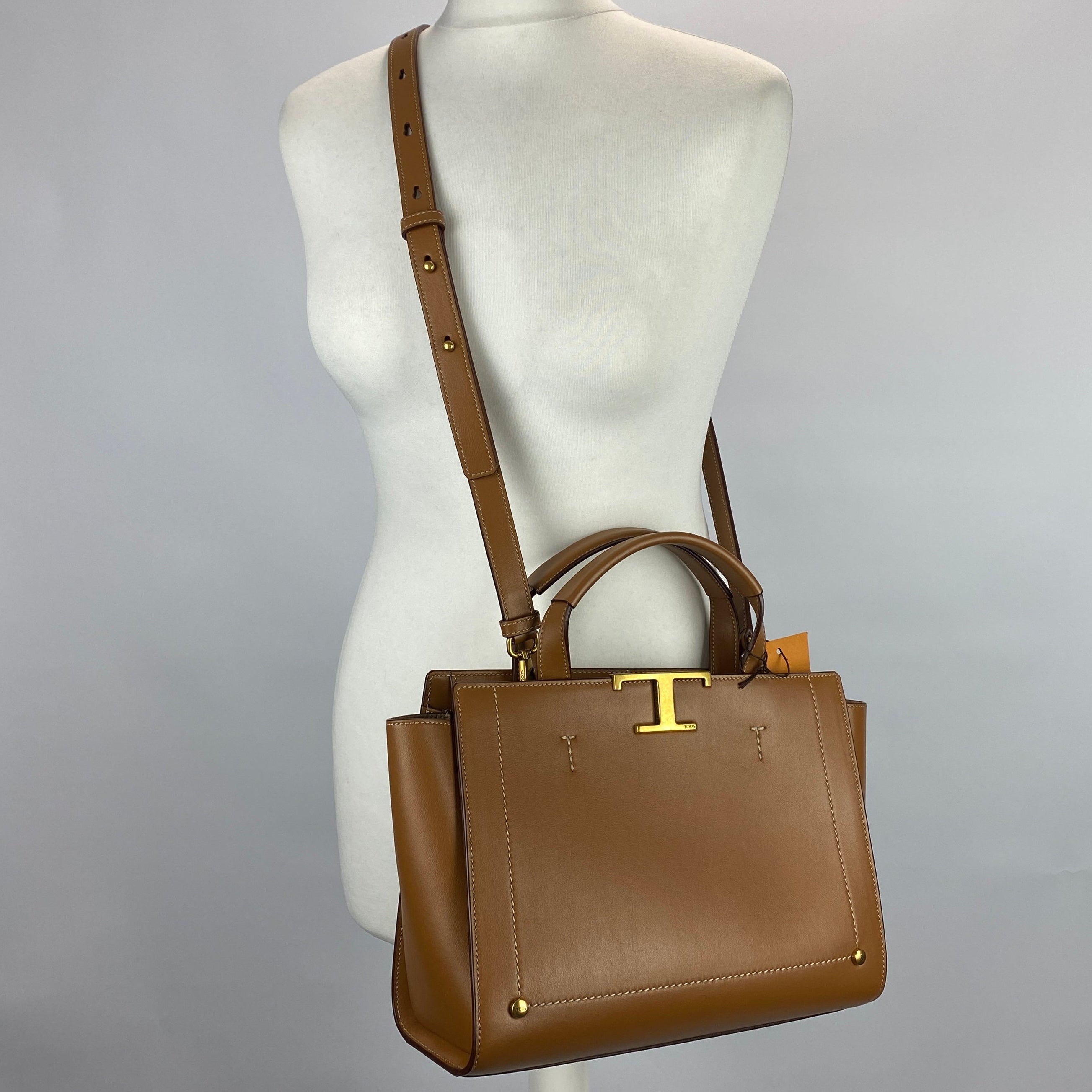 Tods New £1600 Camel Timeless Medium Tote Bag