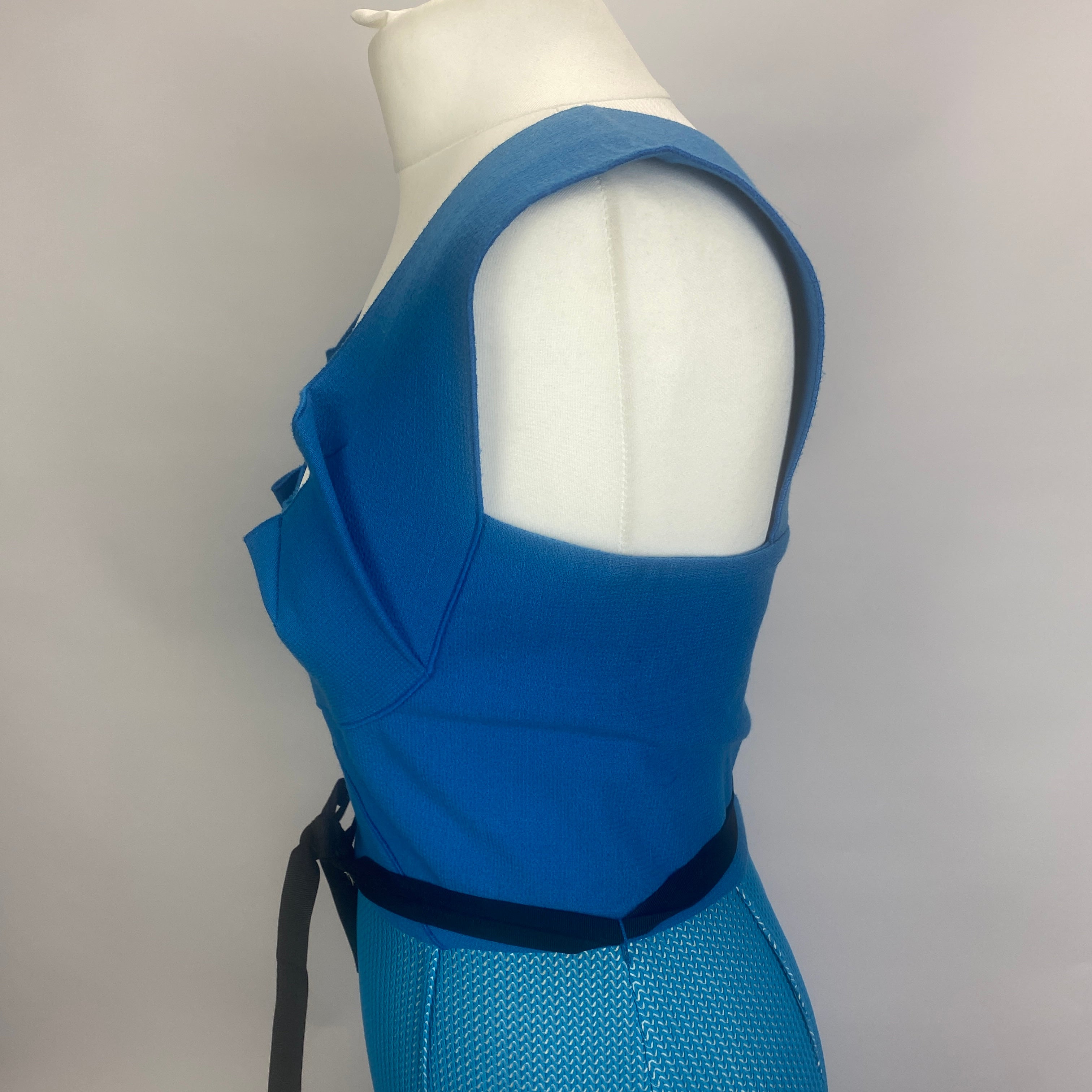 Roland Mouret Sky Blue Textured Wool Crepe Origami Shift Dress M