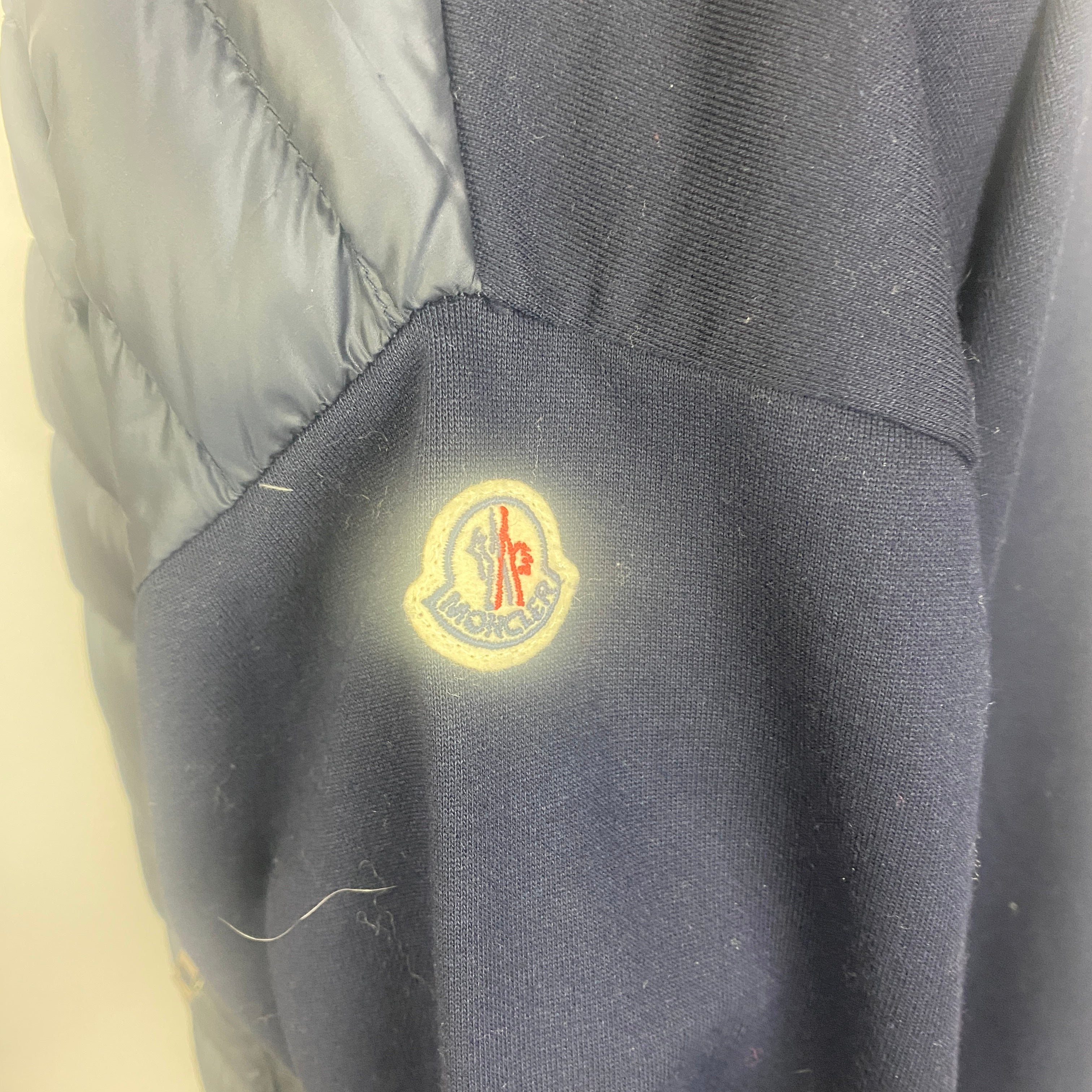 Moncler Navy & Scarlet Lightweight Duvet Maglia Jacket M
