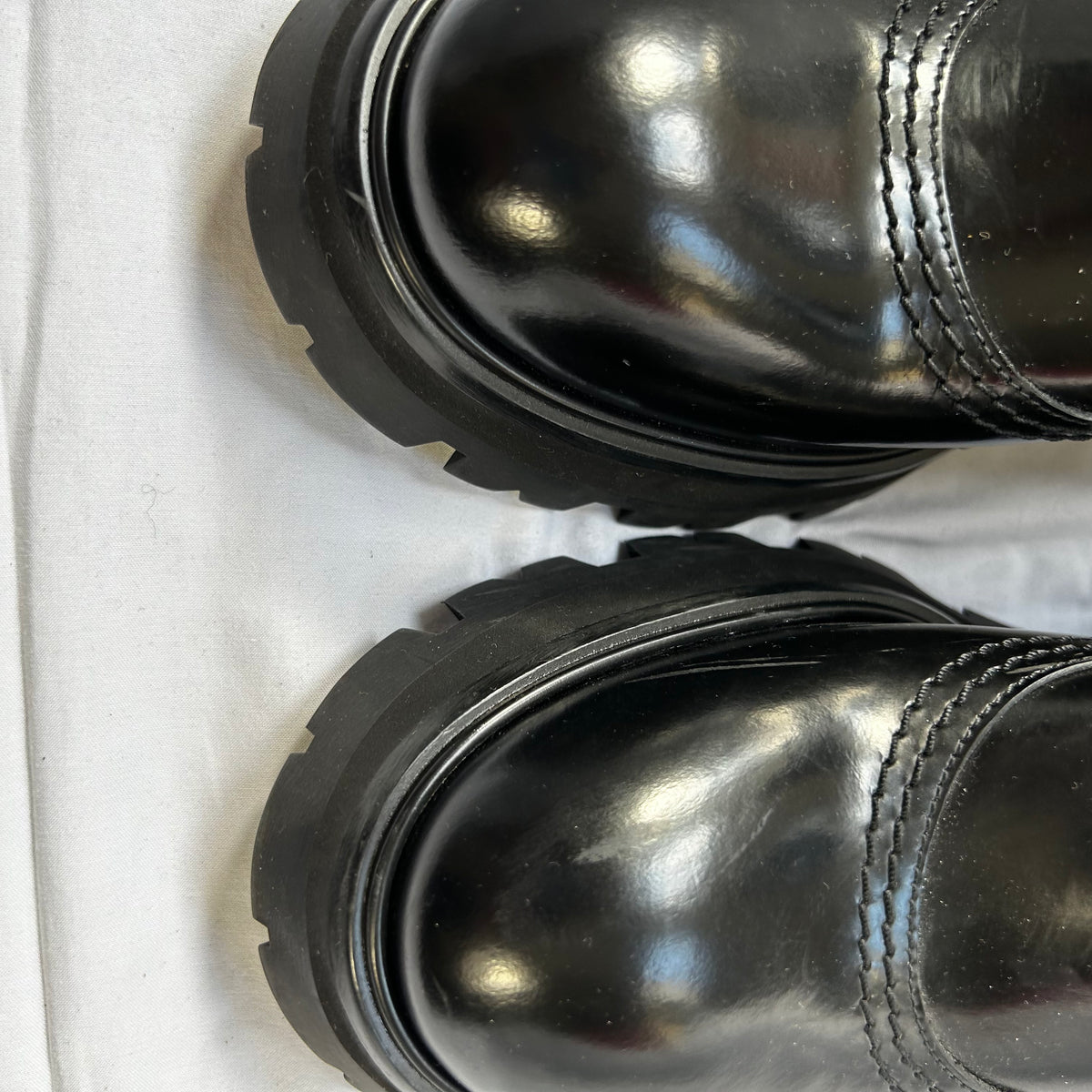 Alexander McQueen £675 Black Leather Wander Chelseas Boots 41