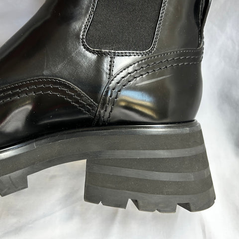 Alexander McQueen_£675 Black Leather Wander Chelseas Boots_41