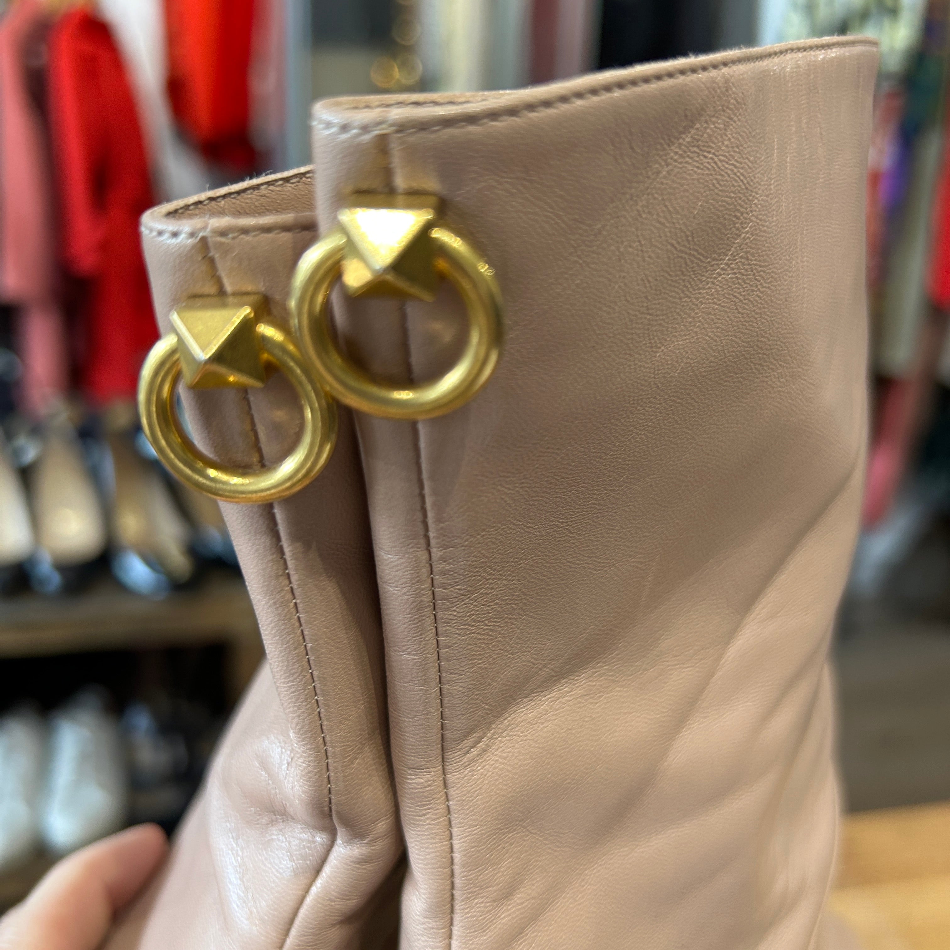 Valentino £980 Camel Leather Rockstud Ankle Boots 38