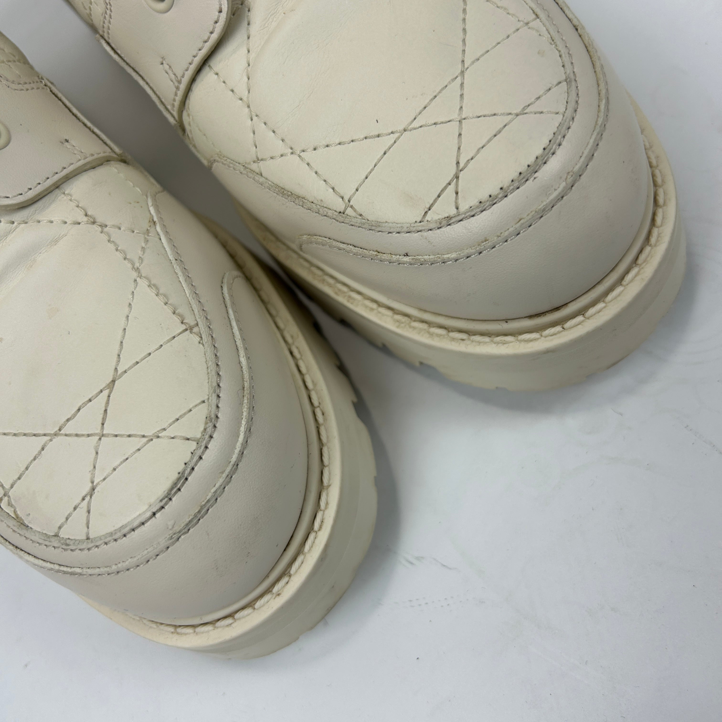 Christian Dior £1550 White Quilted Cannage Combat Boots 41