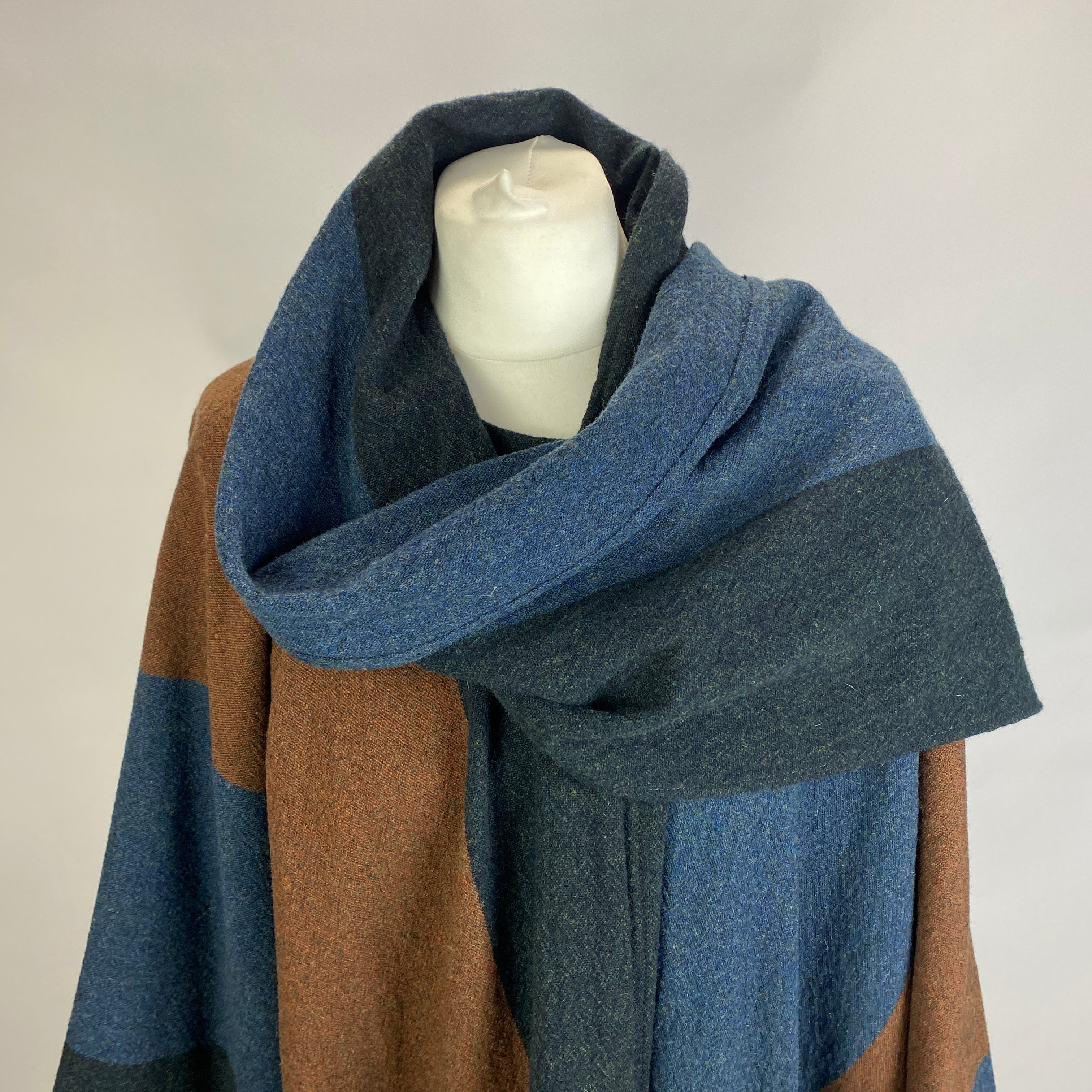 Masscob Navy & Tobacco Textured Wool Coat O/S