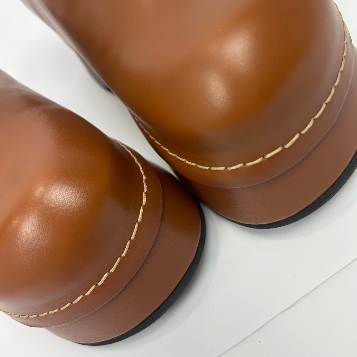 Alexander McQueen New £696 Tan Leather Clog Mules 40