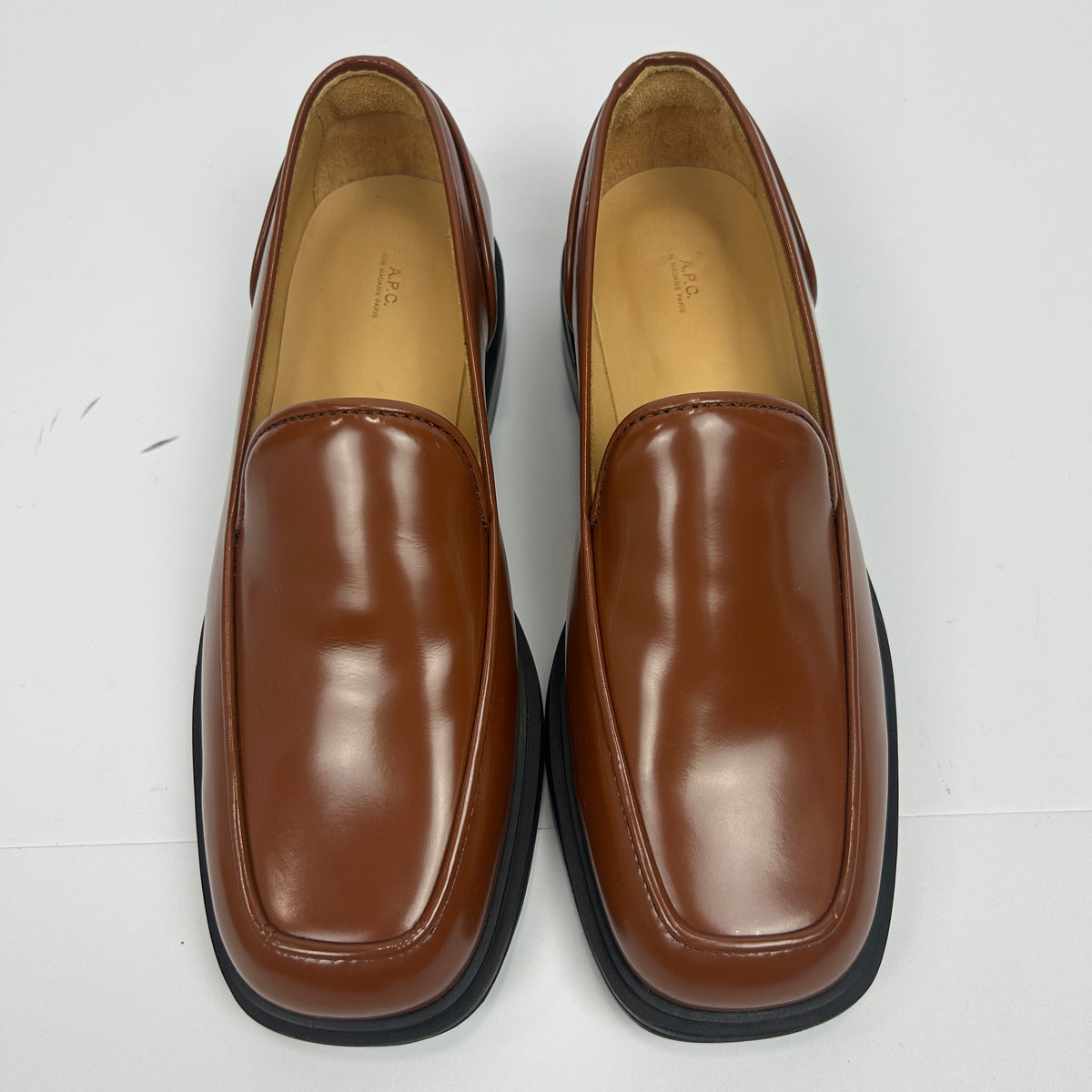 A.P.C. £440 Caramel Leather Square Toe Loafers 40