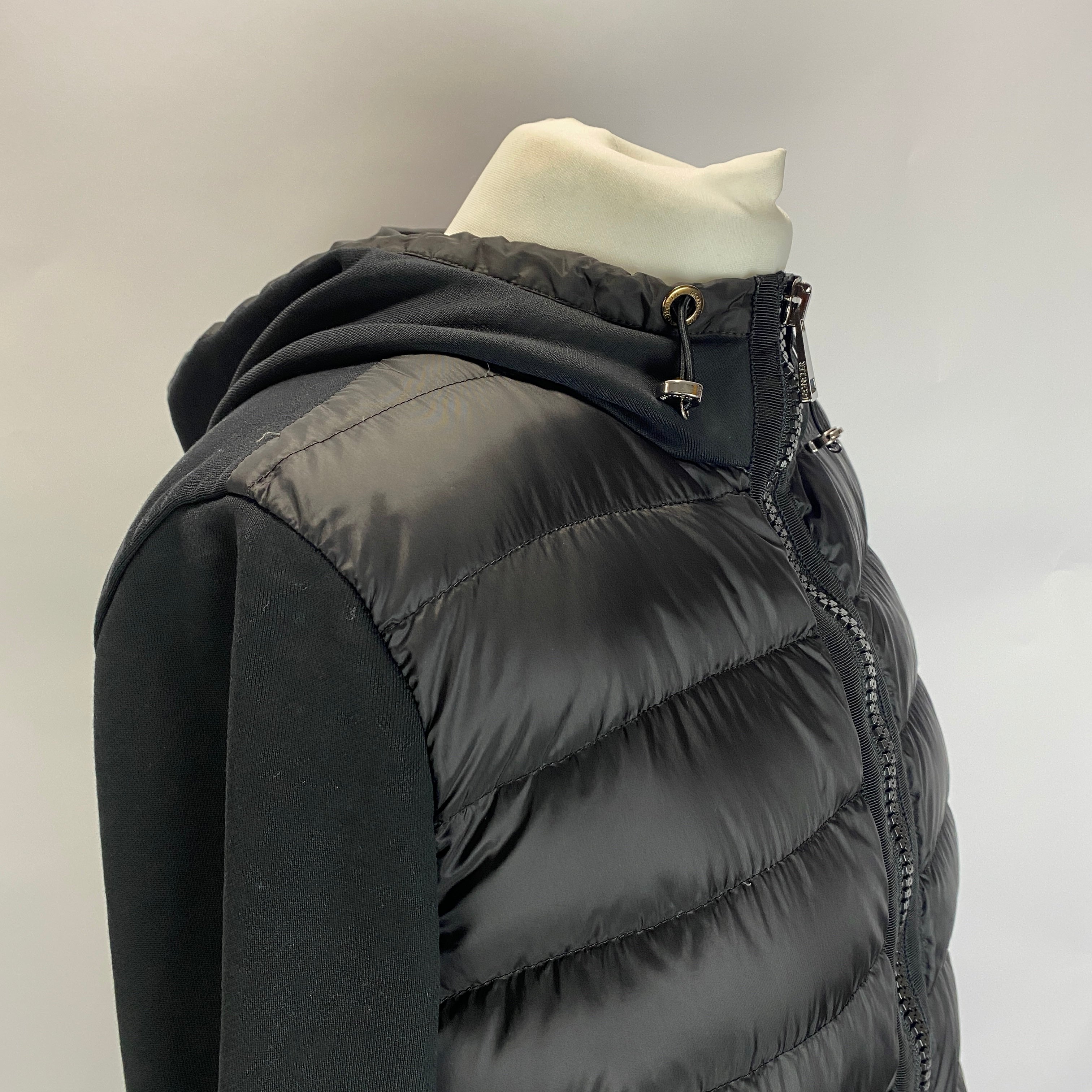 Moncler Black Lightweight Duvet Maglia Jacket M