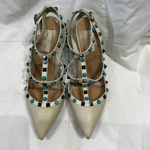 Valentino_Cream Rolling Rockstud Turquoise Ankle Strap Sandals_40