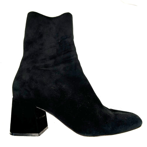 Porte & Paire £320 Black Suede Square Toe Ankle Boots 39