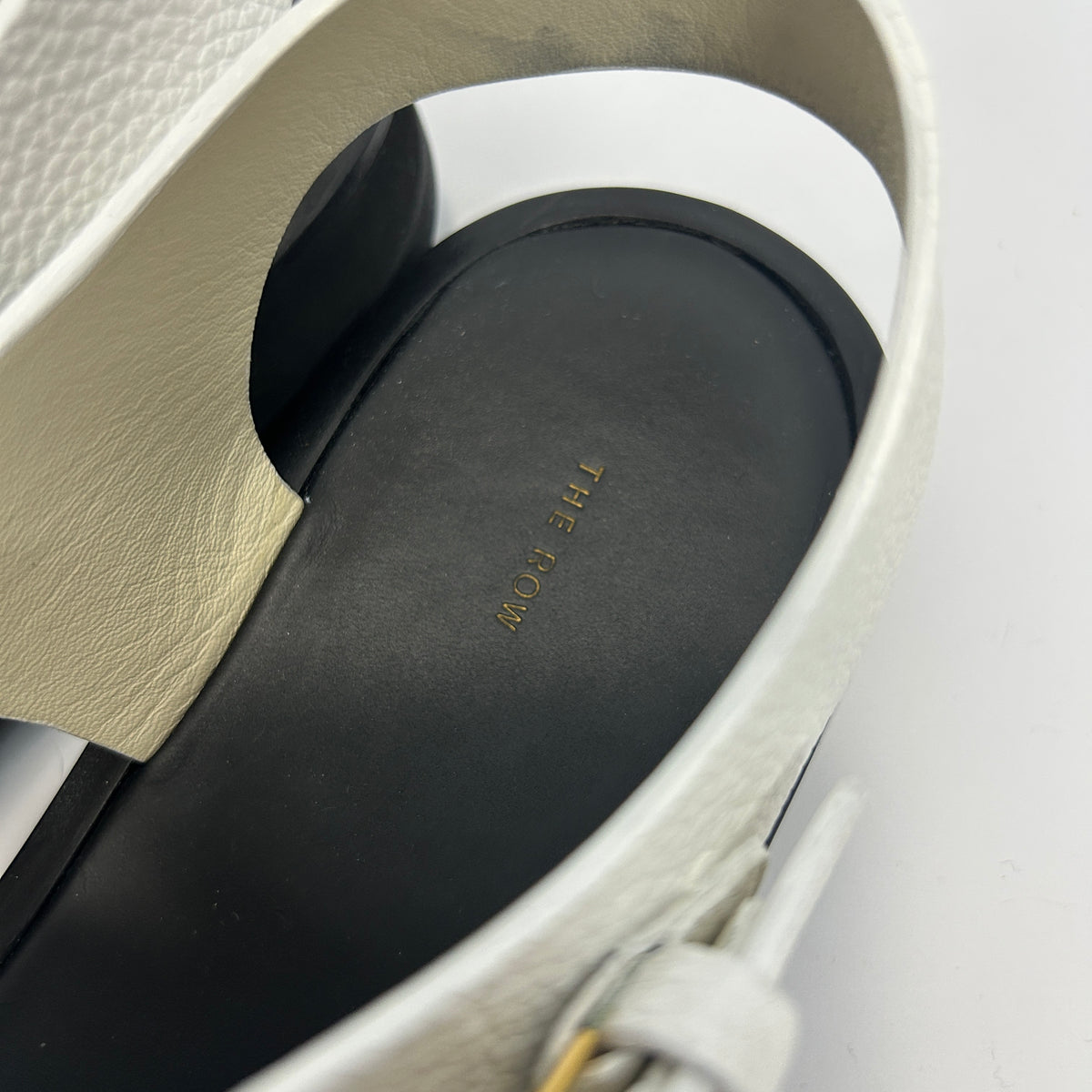 The Row £1060 Ivory Fisherman Sandals 38.5